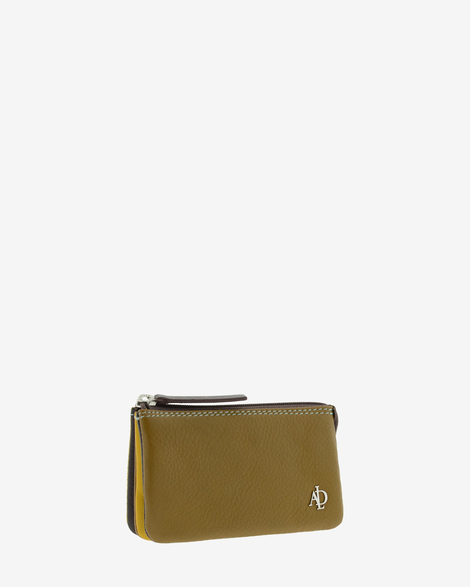 Monedero tarjetero en piel Adapell en color bronce con cierre de cremallera ref. 4246-2 vista diagonal frontal.