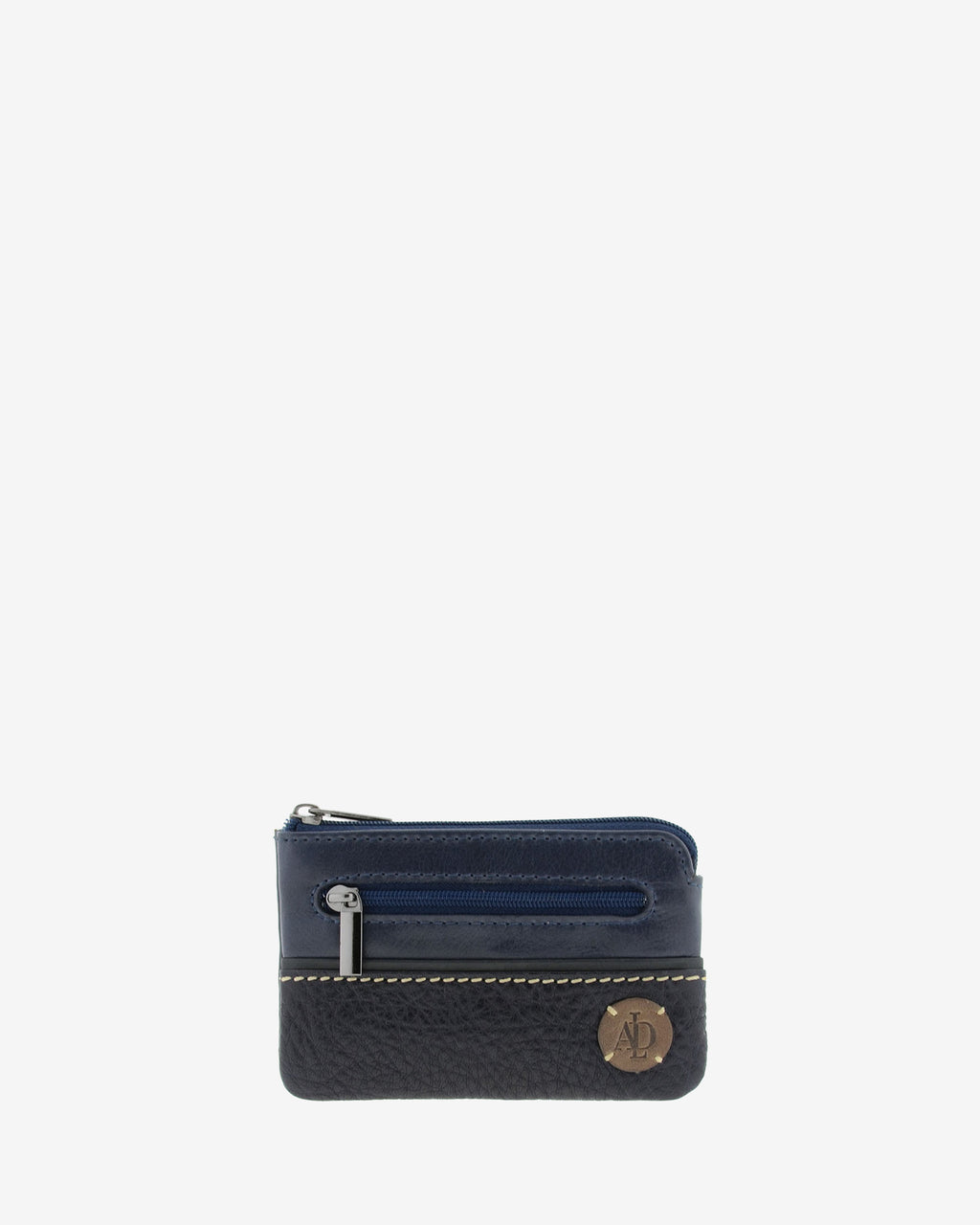 Monedero de la colección Rancho en piel rústica de color marino con cremallera superior, bolsillo frontal con cremallera y logo circular Adapell en la parte inferior. Ref. 1608-20