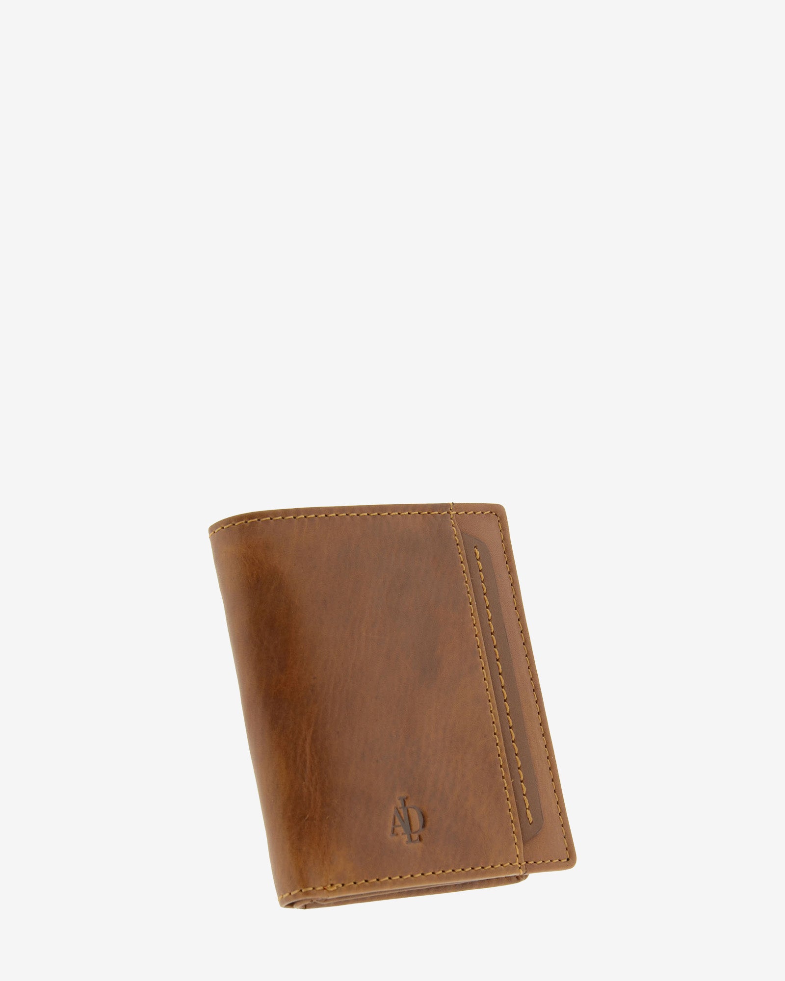 Cartera de hombre de piel genuina en color cuero con costura a contraste, vista frontal mostrando diseño y volumen, referencia 1645-6
