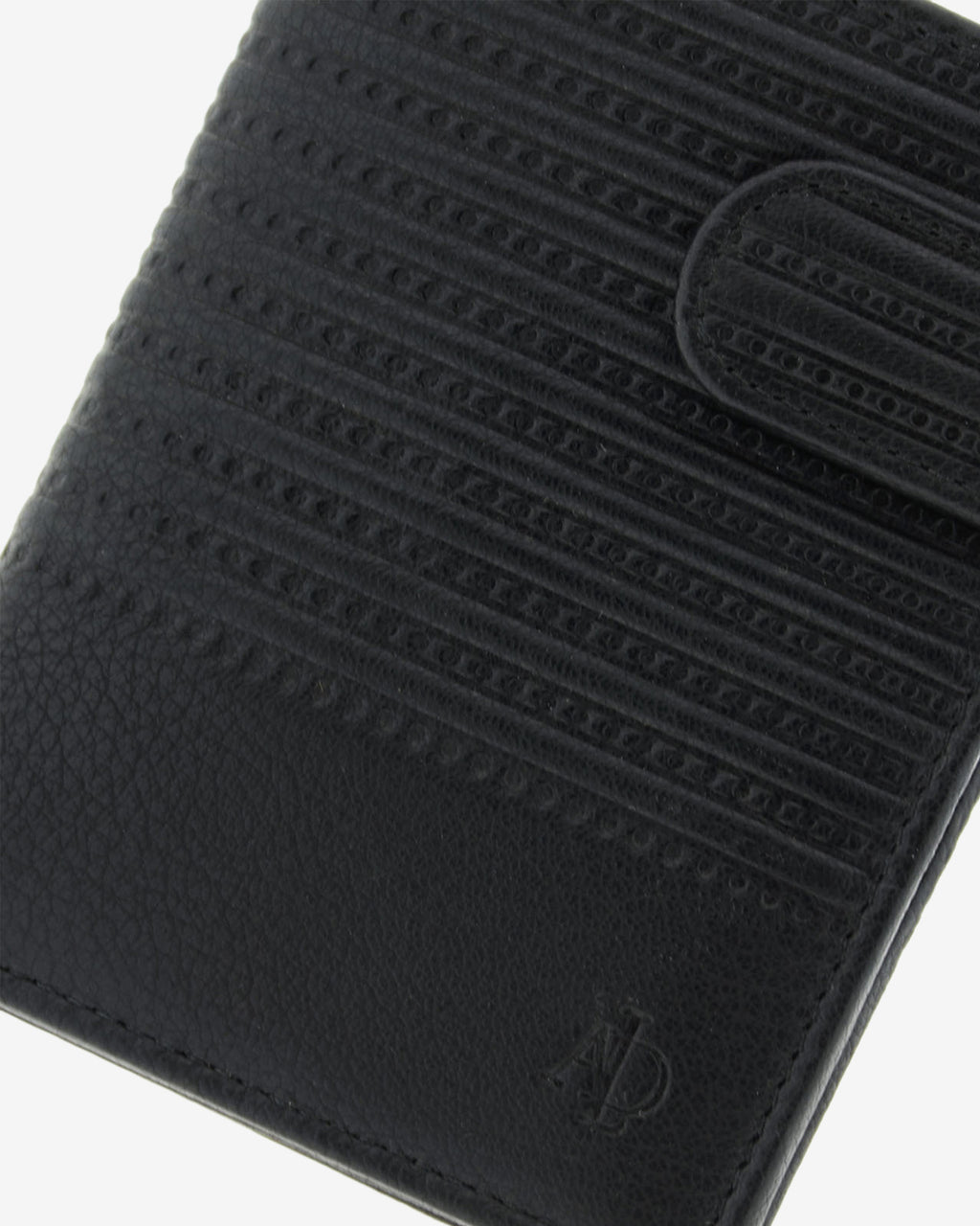 Cartera de piel para hombre, formato vertical y ultrafino, con diseño de rayas horizontales, colección Race, color negro, vista detalle de piel y acabados, referencia 1650-1
