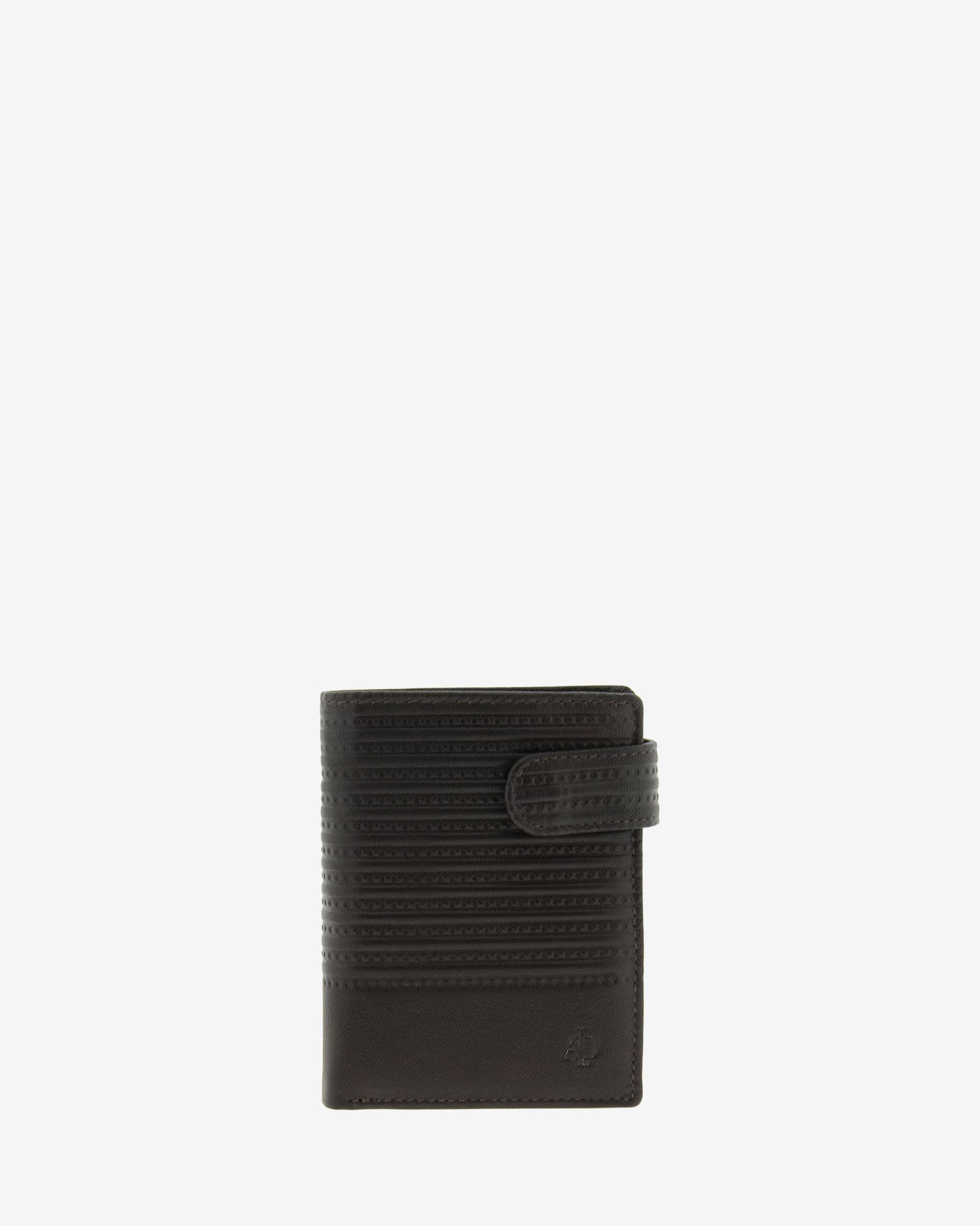 Cartera de piel para hombre, formato vertical y ultrafino, con diseño de rayas horizontales, cierre de botón y monedero interior, colección Race, color marrón, vista frontal, referencia 1650-2