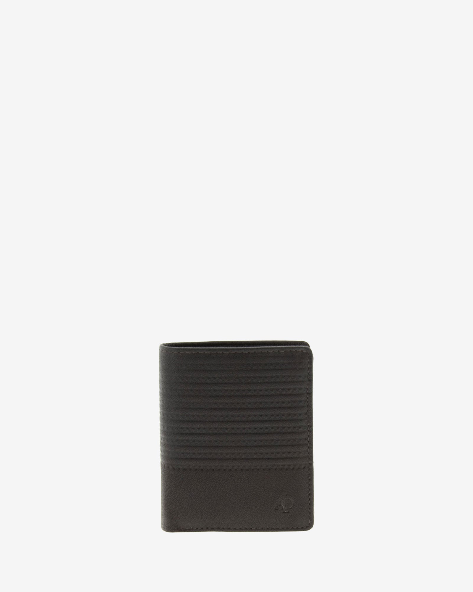 Cartera de piel para hombre, formato vertical y ultrafino,  con diseño de rayas horizontales y monedero interior, colección Race, color marrón, vista frontal, referencia 1651-2