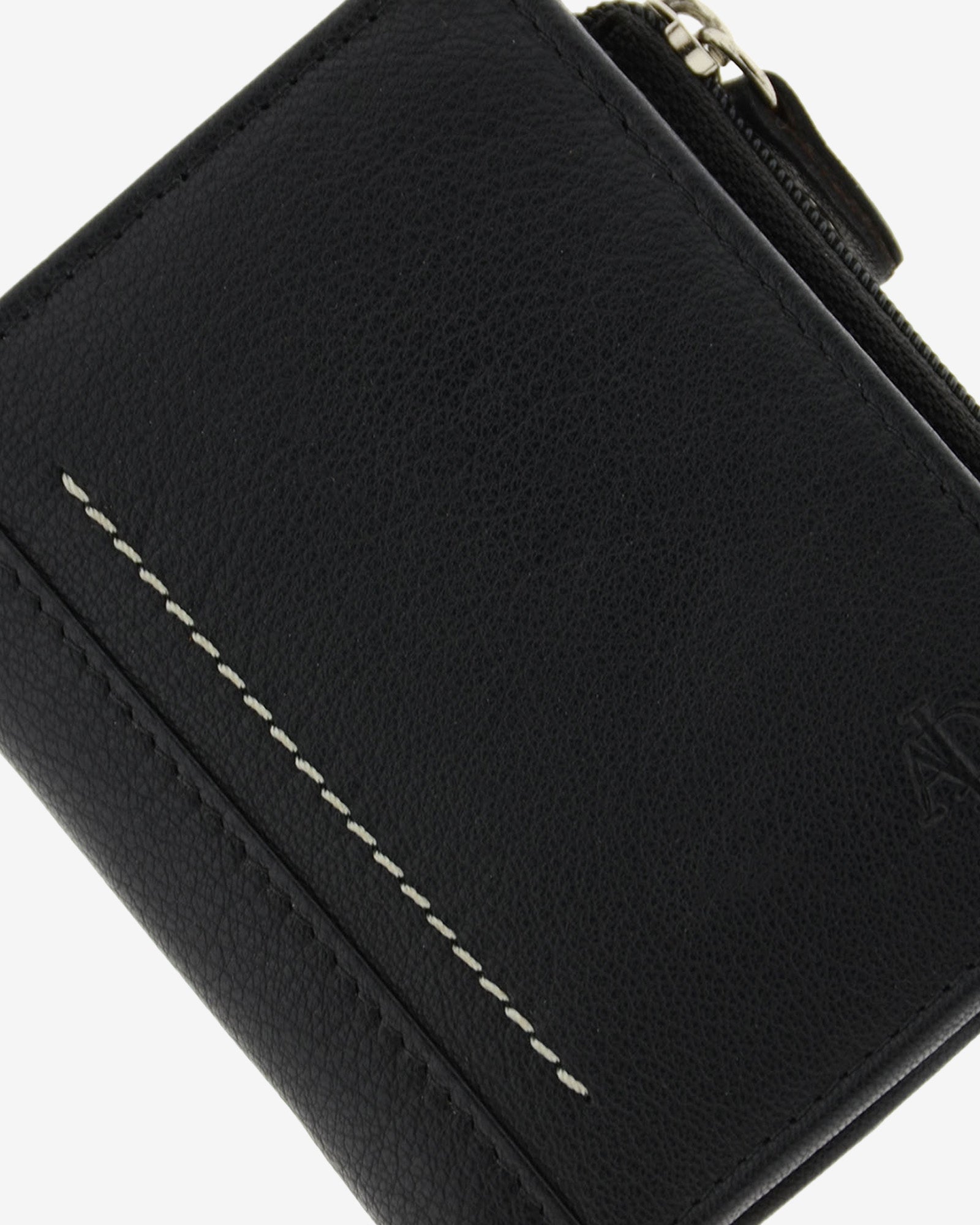 Cartera de hombre en piel genuina de color negro, detalle de piel, costura y acabados, referencia 1659-1