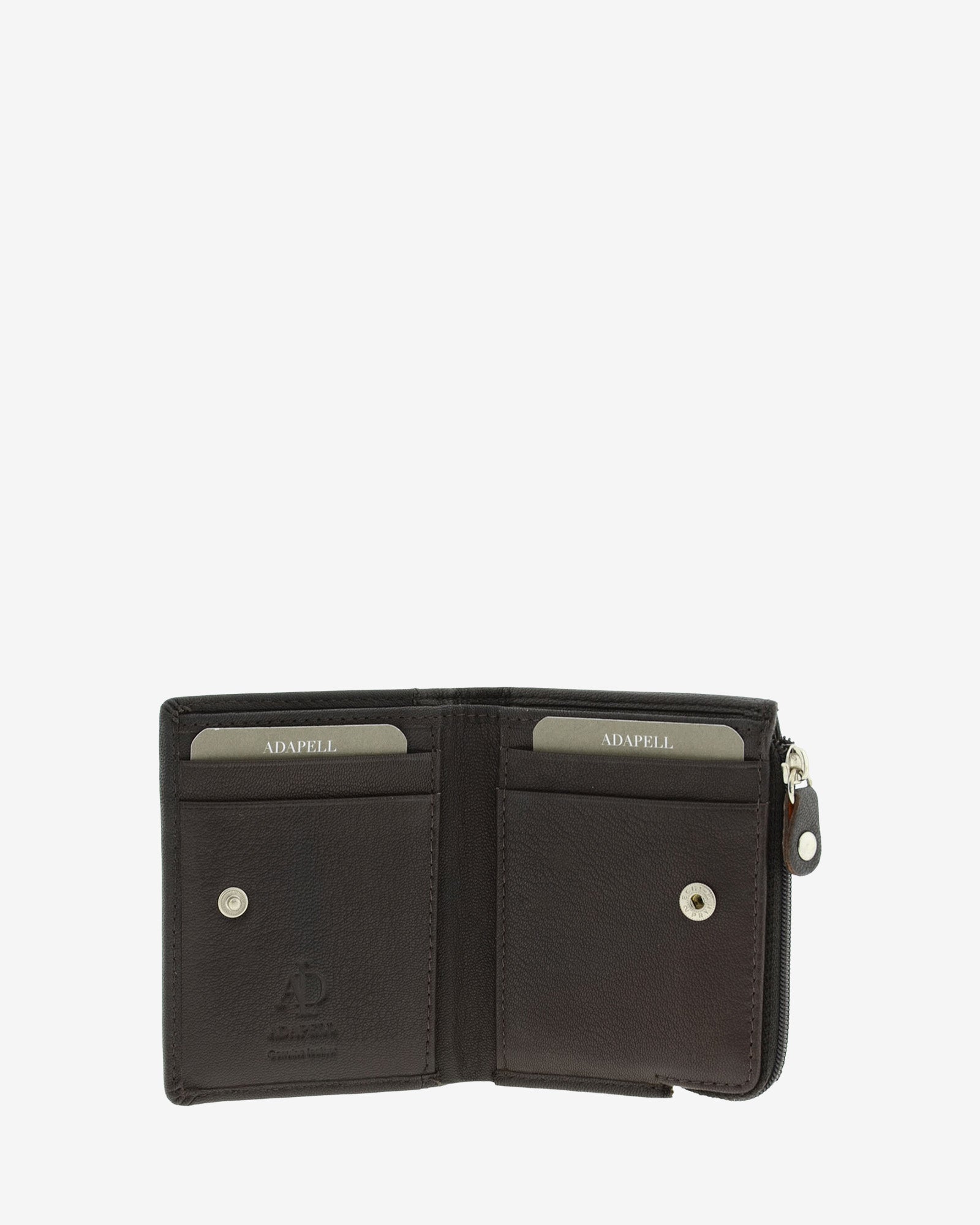 Cartera de hombre en piel genuina de color marrón, vista interior con compartimentos para tarjetas y billetes, cierre de botón, diseño ultrafino, referencia 1659-2