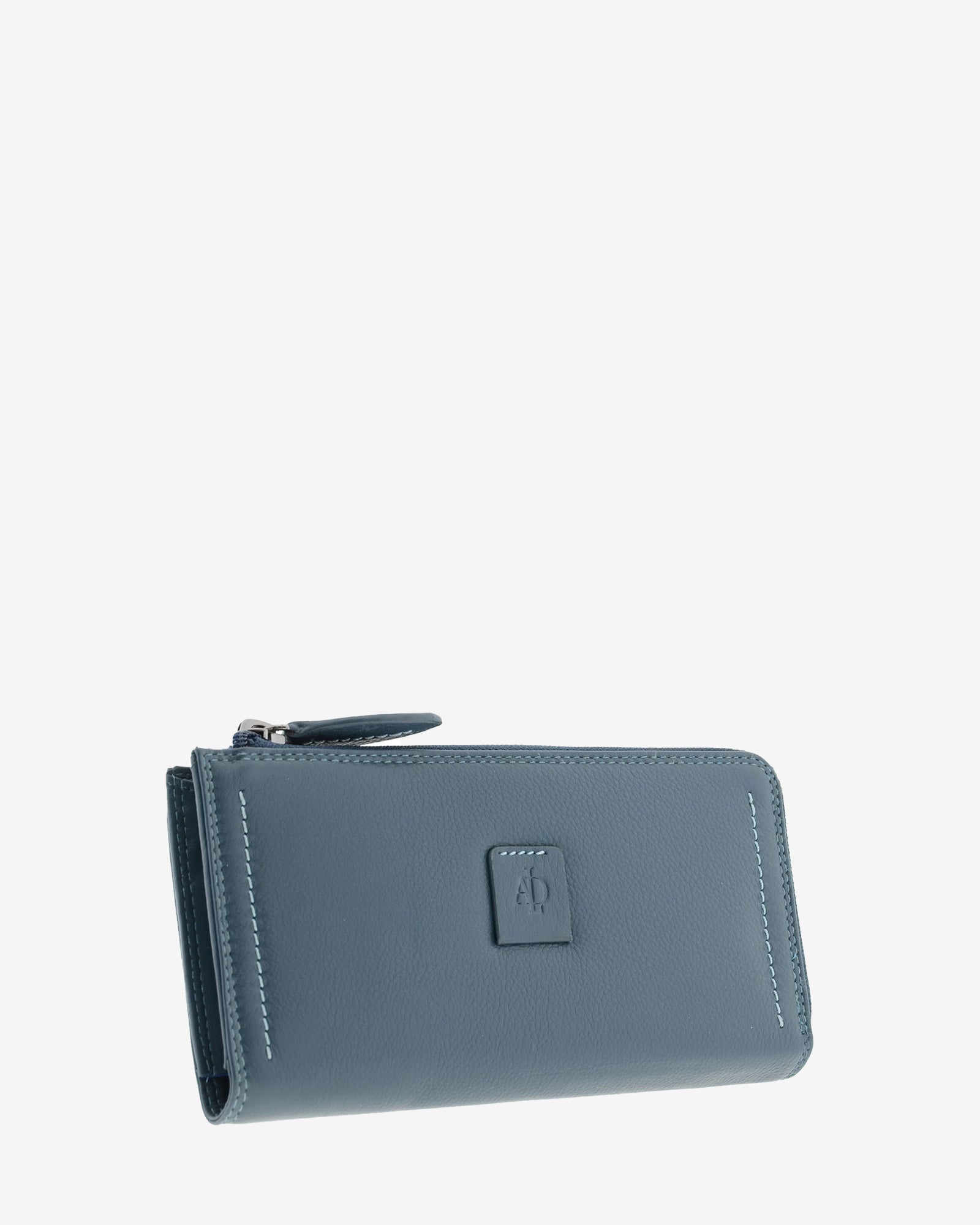 Cartera de mujer grande de piel de napa extra suave en color bosque, con cierre de cremallera, vista frontal, referencia 4161-5