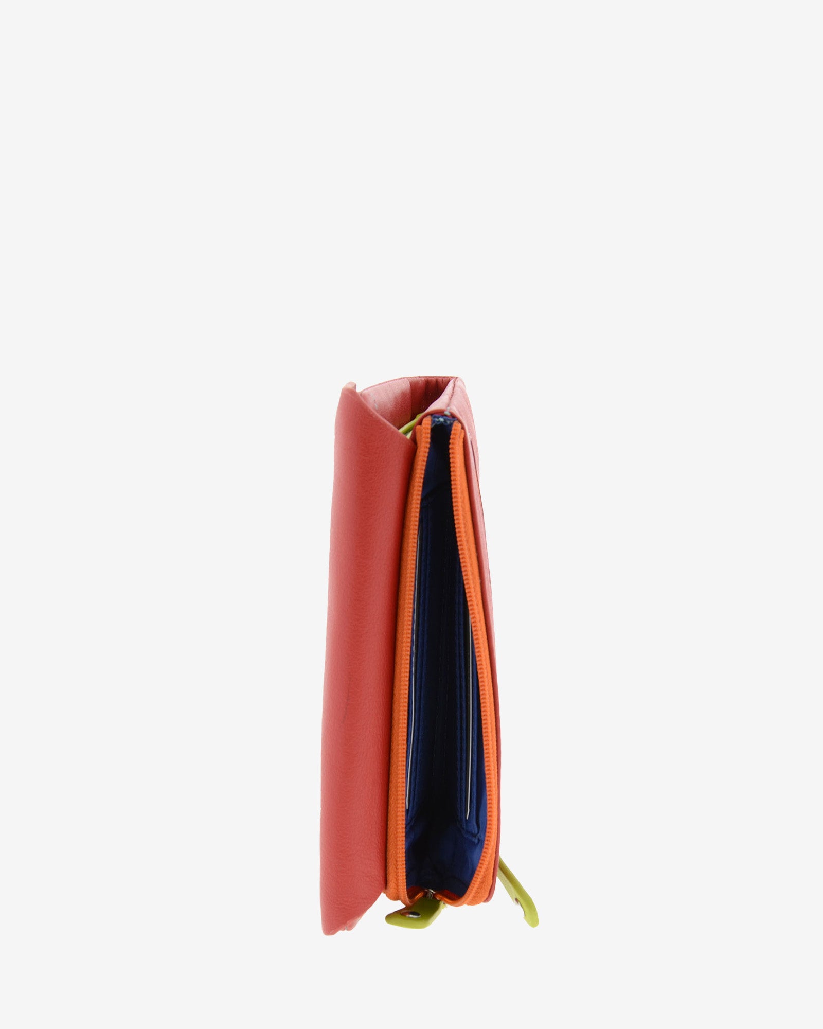 Cartera de mujer mediana de piel de napa extra suave en color rojo, vista trasera de portamonedas con cremallera naranja a contraste y compartimentos para tarjetas en su interior, referencia 4205-3