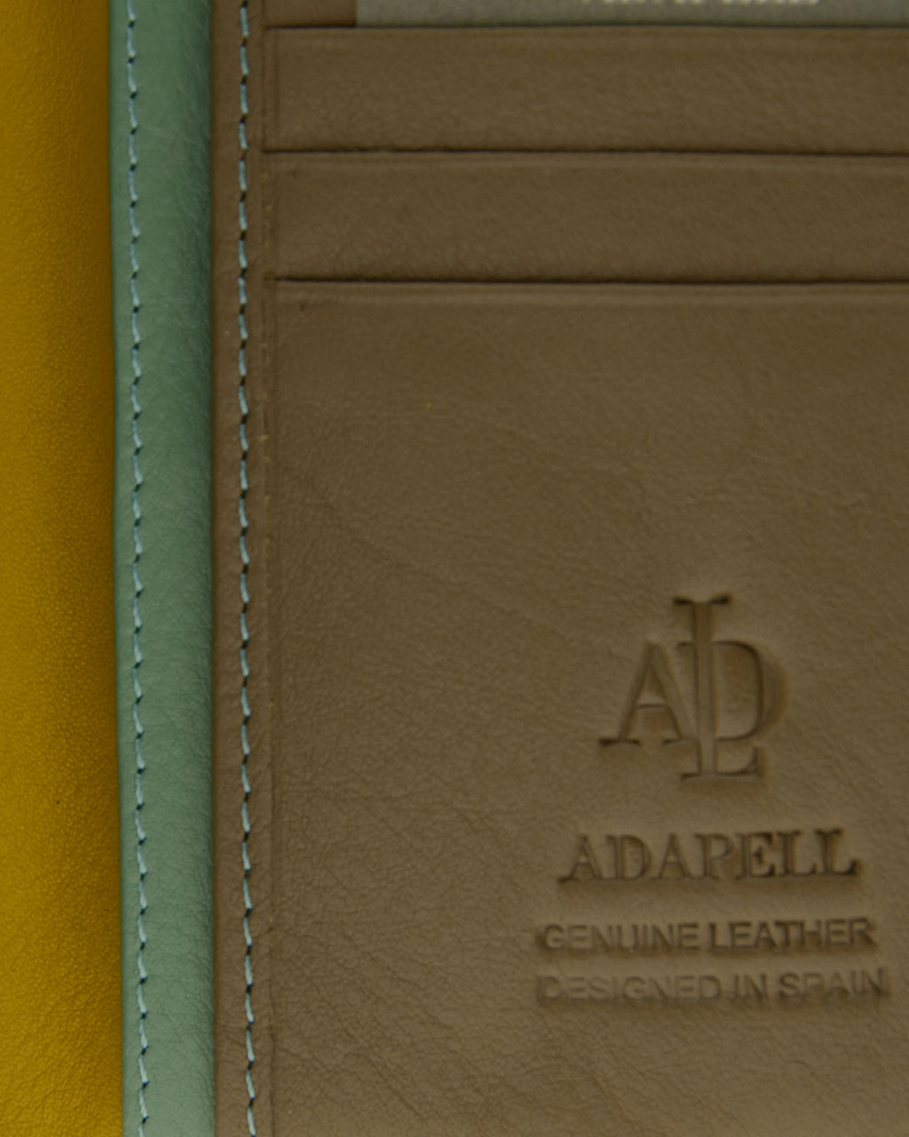 Cartera de mujer Asimetric AGUAMARINA   · Ref. 4226-16