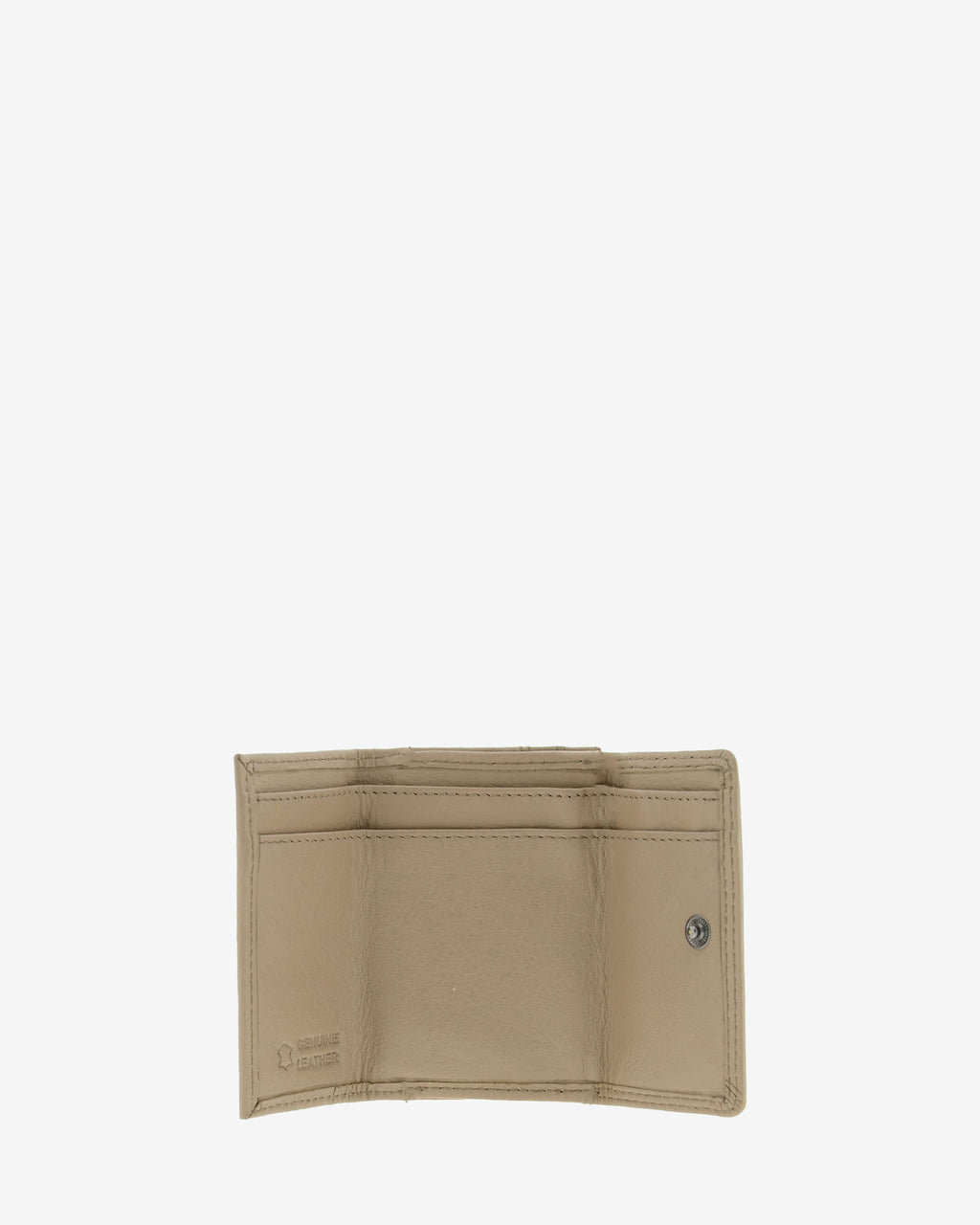 Básicos atemporales — Cartera pequeña con solapa