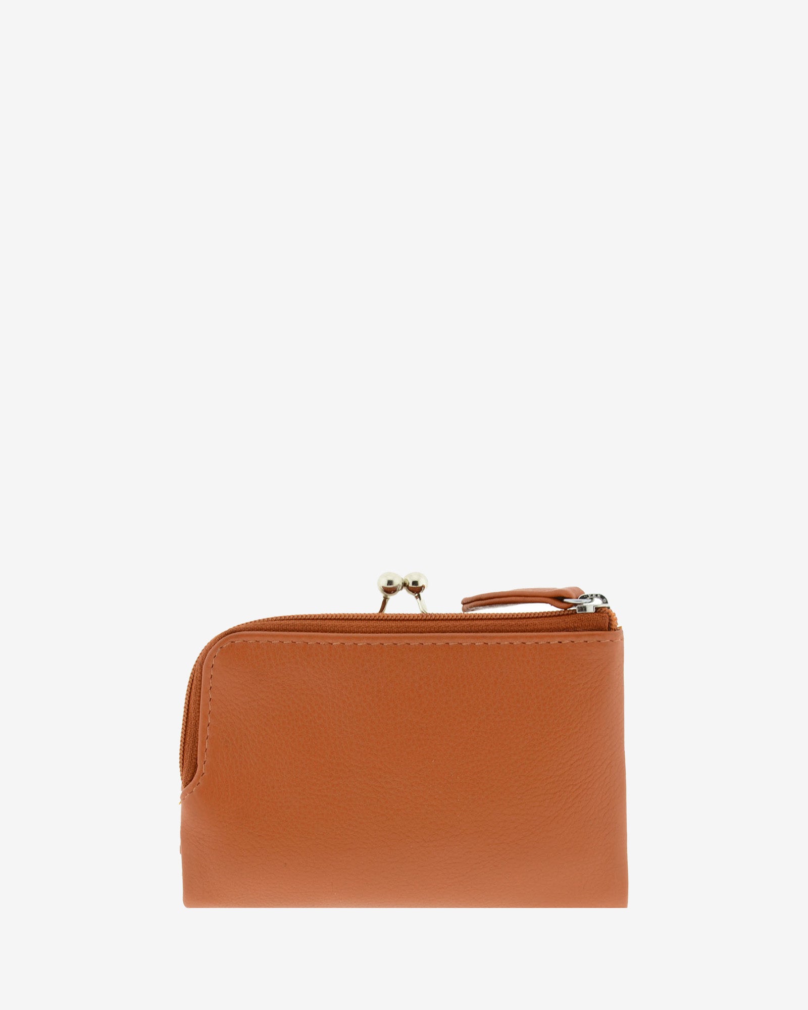 Cartera de piel Napa de color cuero, vista trasera plana mostrando compartimento exterior con cremallera, referencia 8069-6