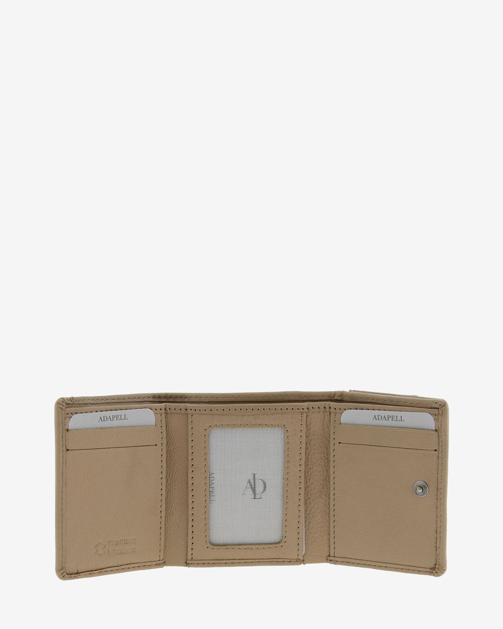 Cartera de piel Napa, pequeña y compacta de color topo, vista interior mostrando compartimentos interiores y cierre de botón, referencia 8071-12