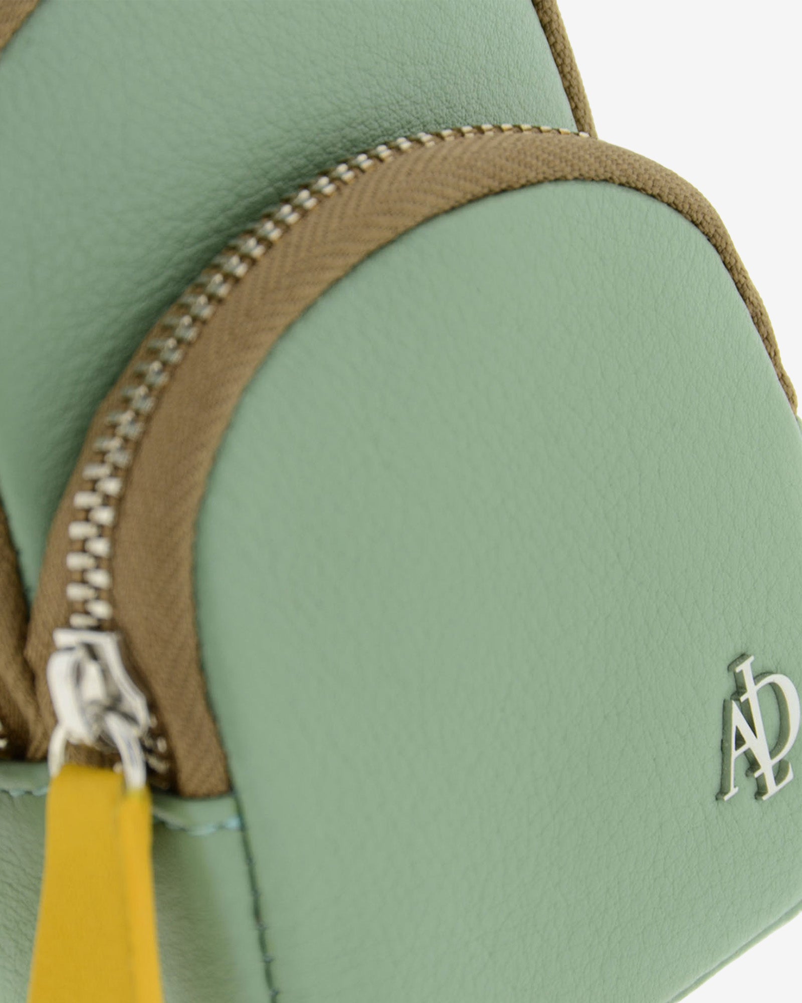 Monedero de mujer Asimetric AGUAMARINA   · Ref. 8077-16-C