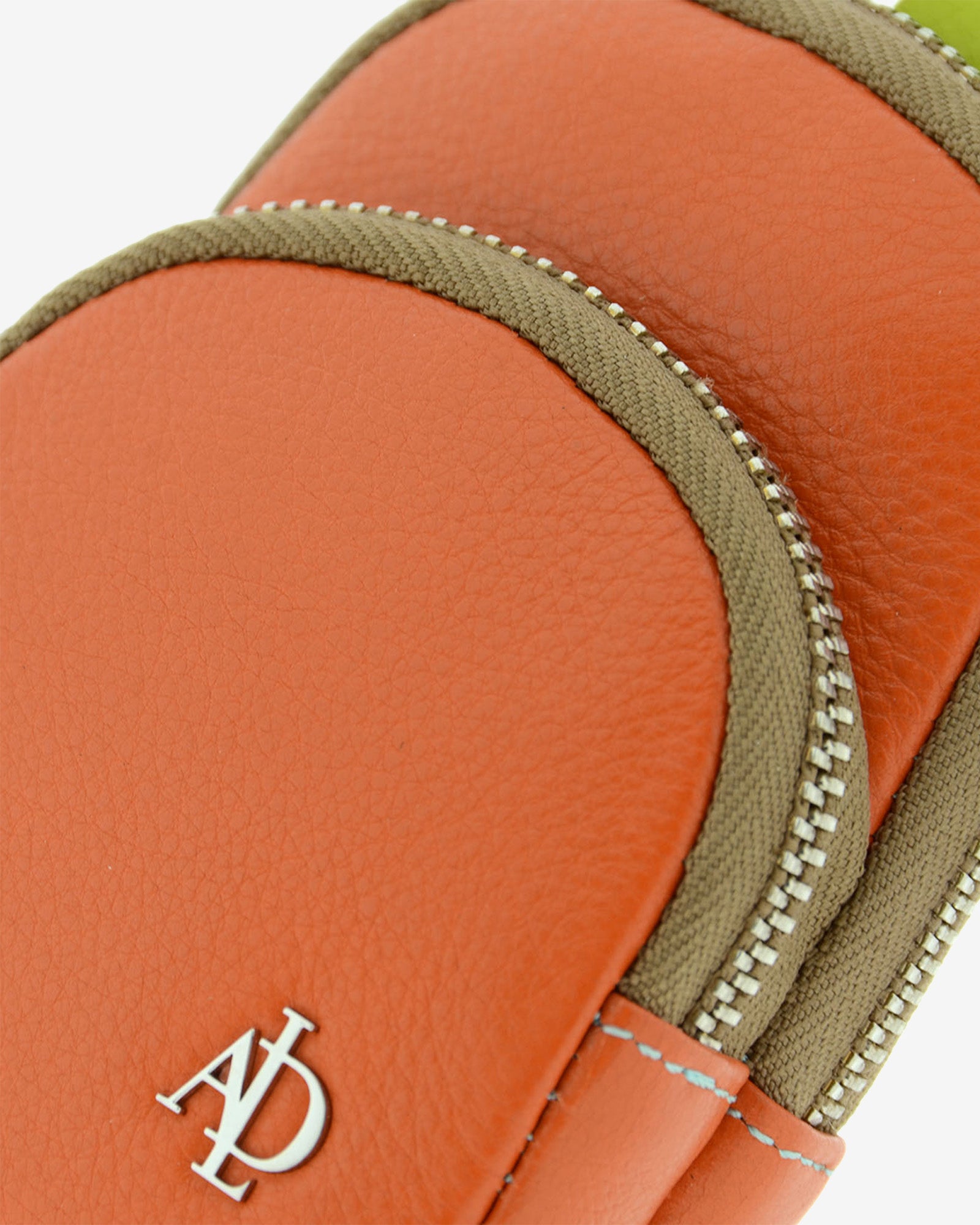 Monedero de mujer Asimetric MANDARINA  · Ref. 8077-9-C
