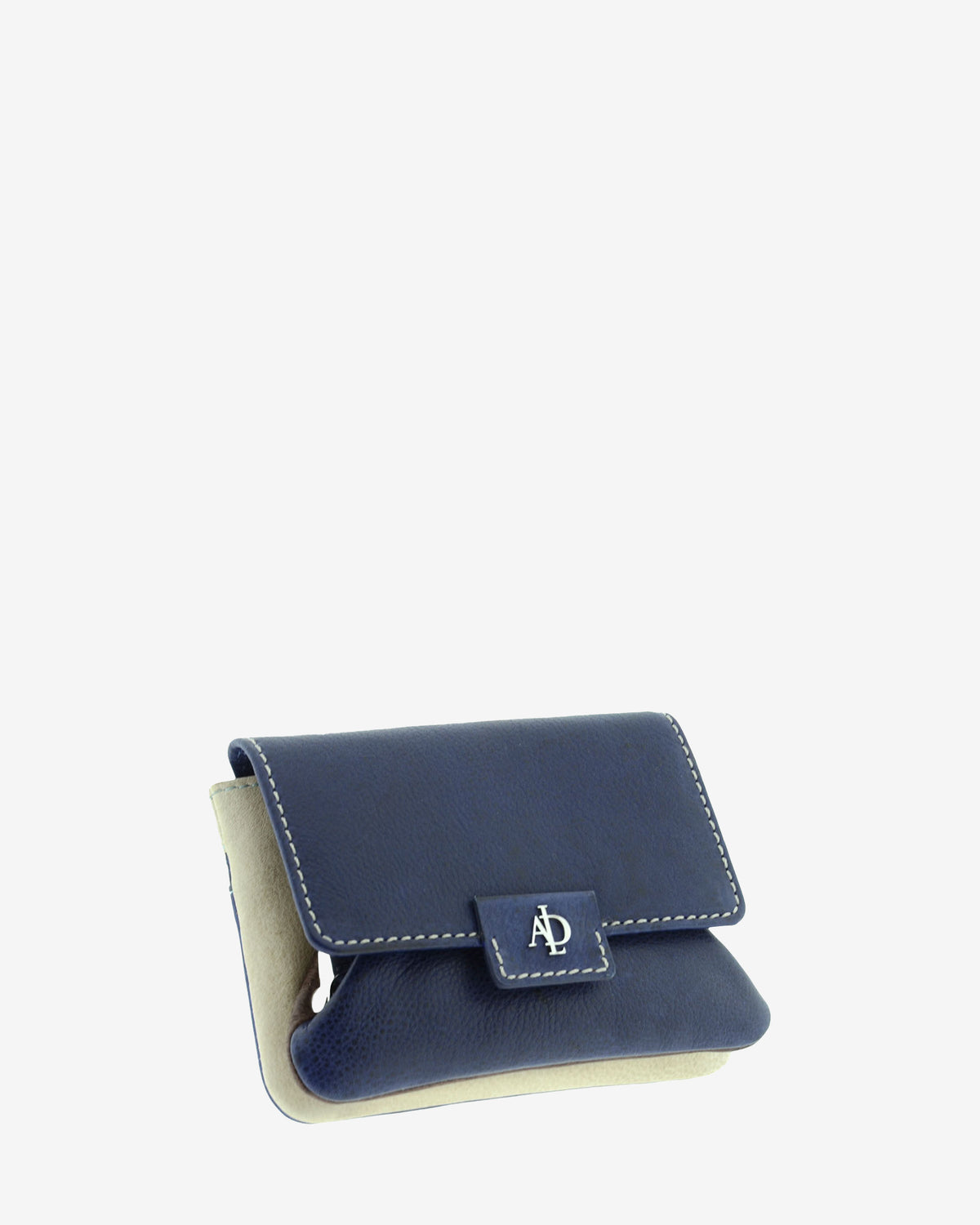 Monedero con boquilla interior Adapell 4234 en color marino, vista tres cuartos frontal con solapa cerrada.