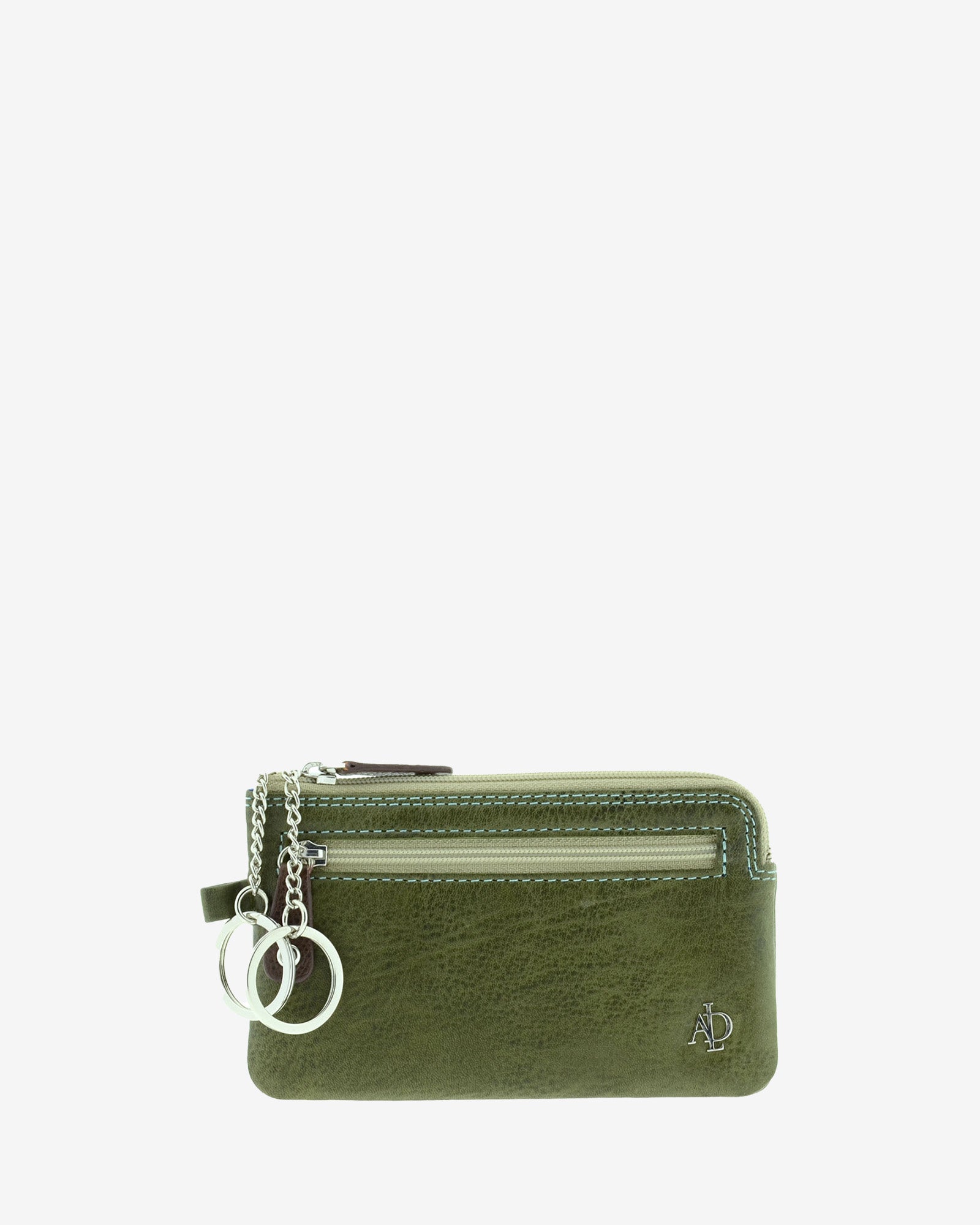 Monedero fino de piel verde 8053-V, vista frontal con doble aro para llaves, bolsillo frontal con cremallera y logo metálico.