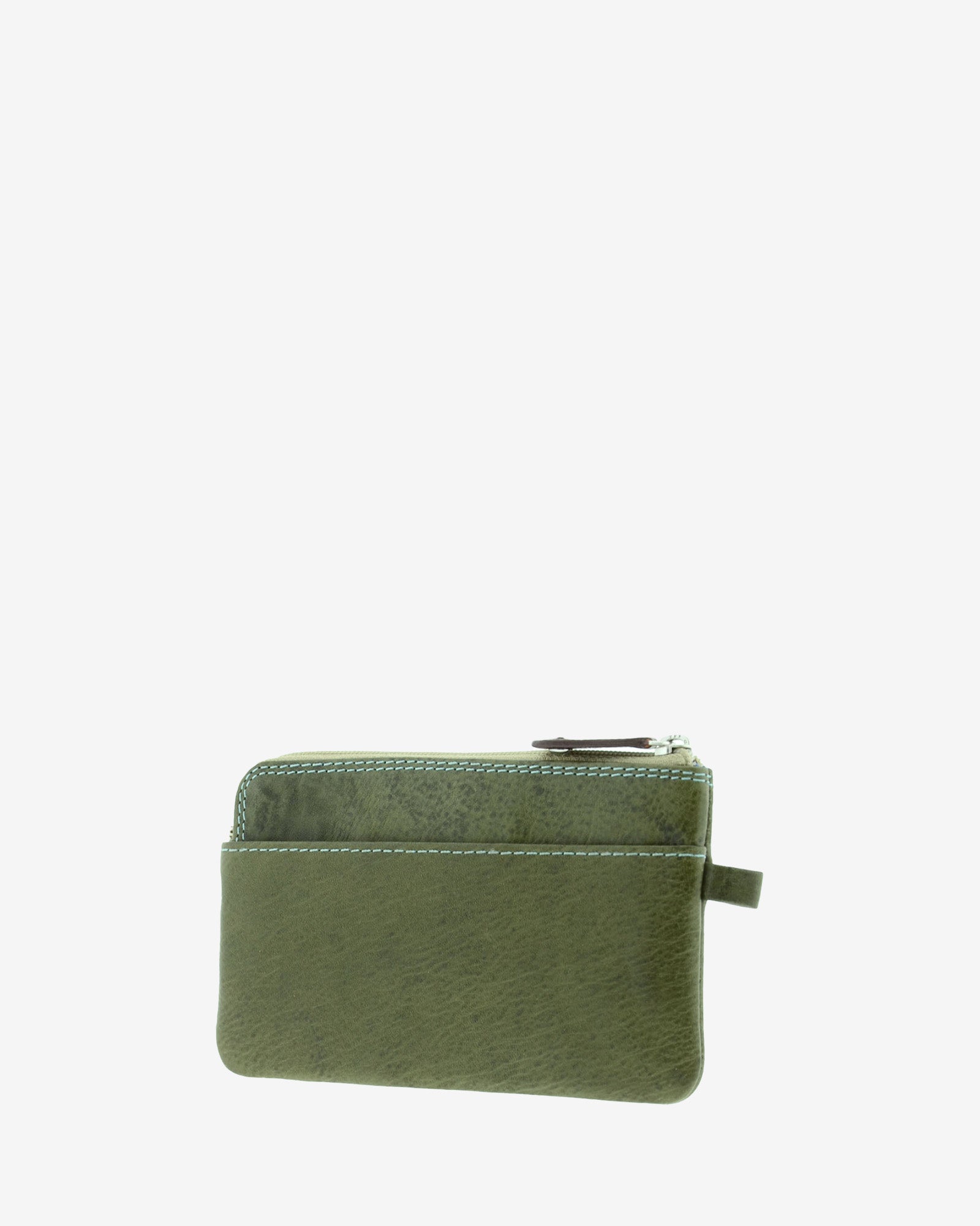 Monedero fino de piel verde 8053-V, vista tres cuartos posterior, con bolsillo exterior abierto.