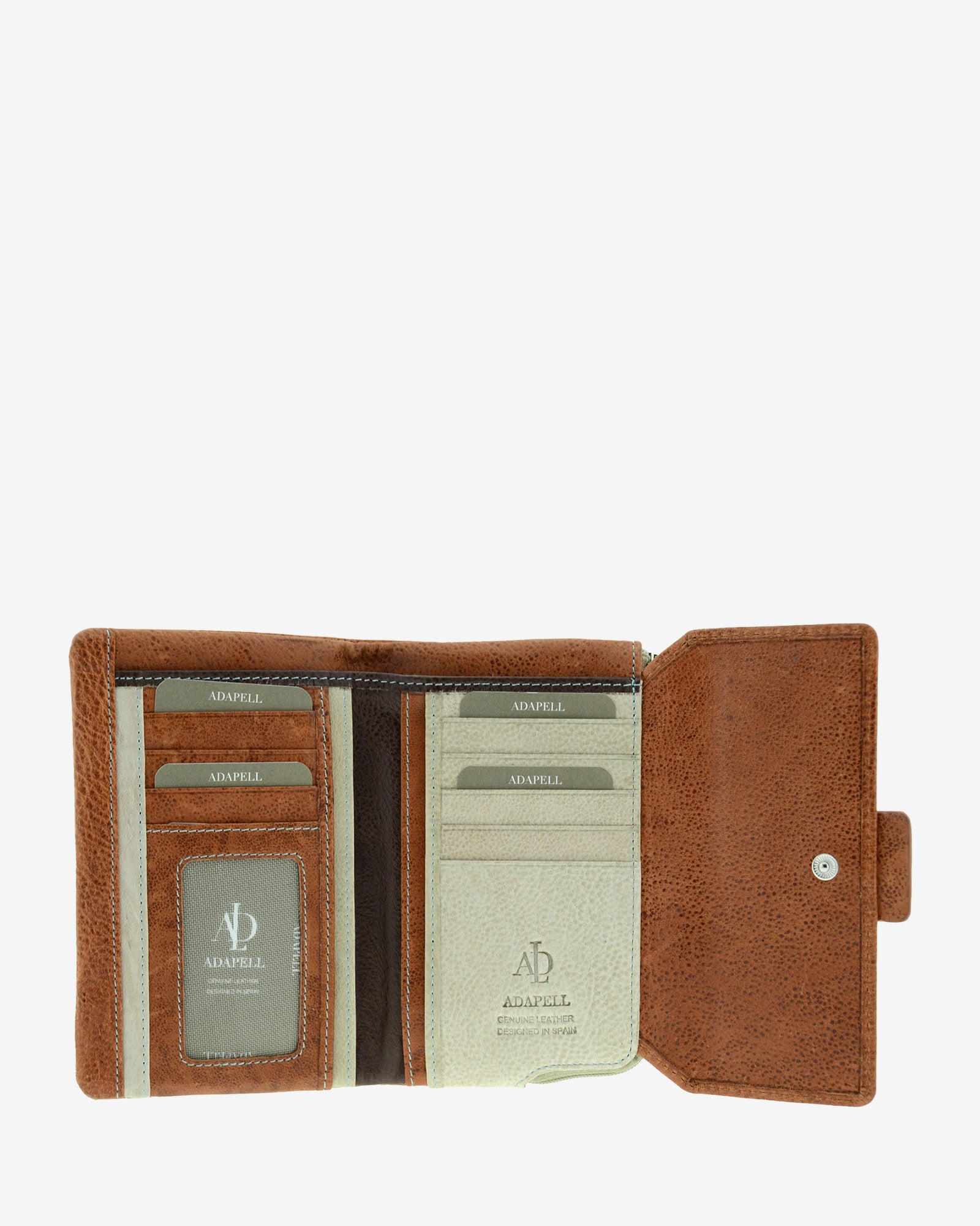 Cartera grande 4231 en color marrón, interior abierto con ranuras para tarjetas y ventana ID