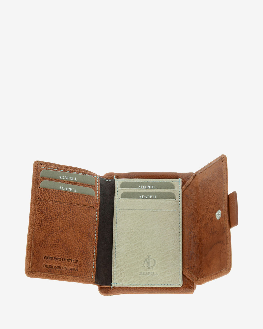 Cartera pequeña 4233 en color marrón, interior abierto con ranuras para tarjetas y solapa con botón a presión