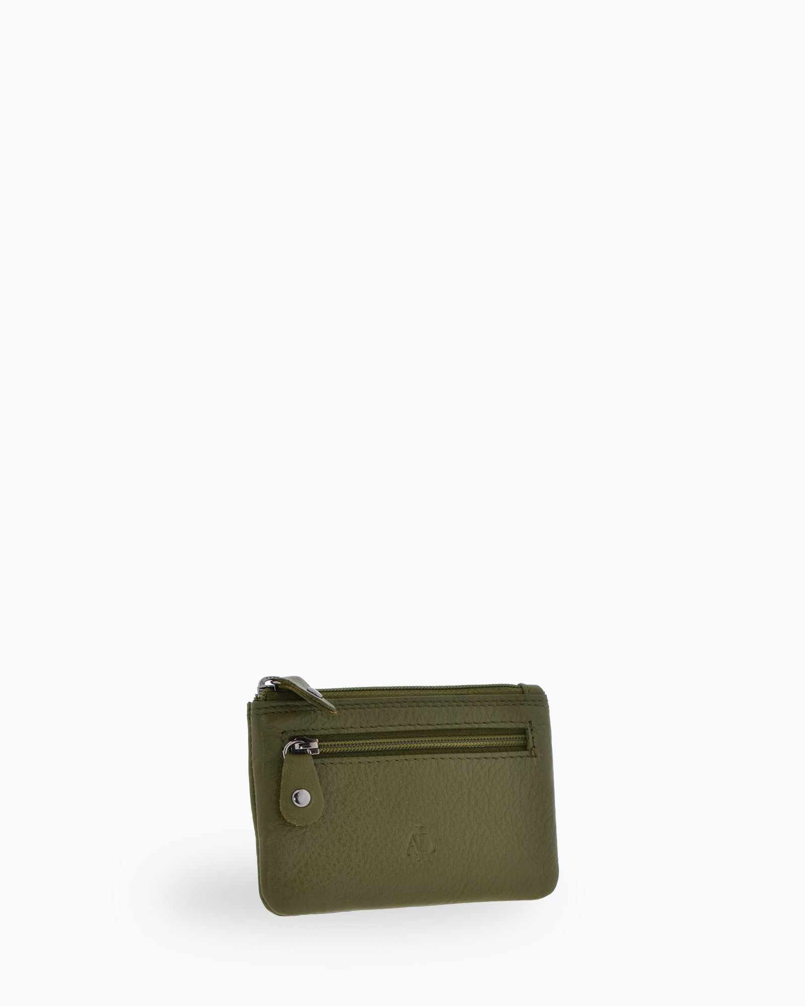Monedero pequeño 8010 en color Verde Bosque, vista tres cuartos frontal con bolsillo exterior de cremallera.