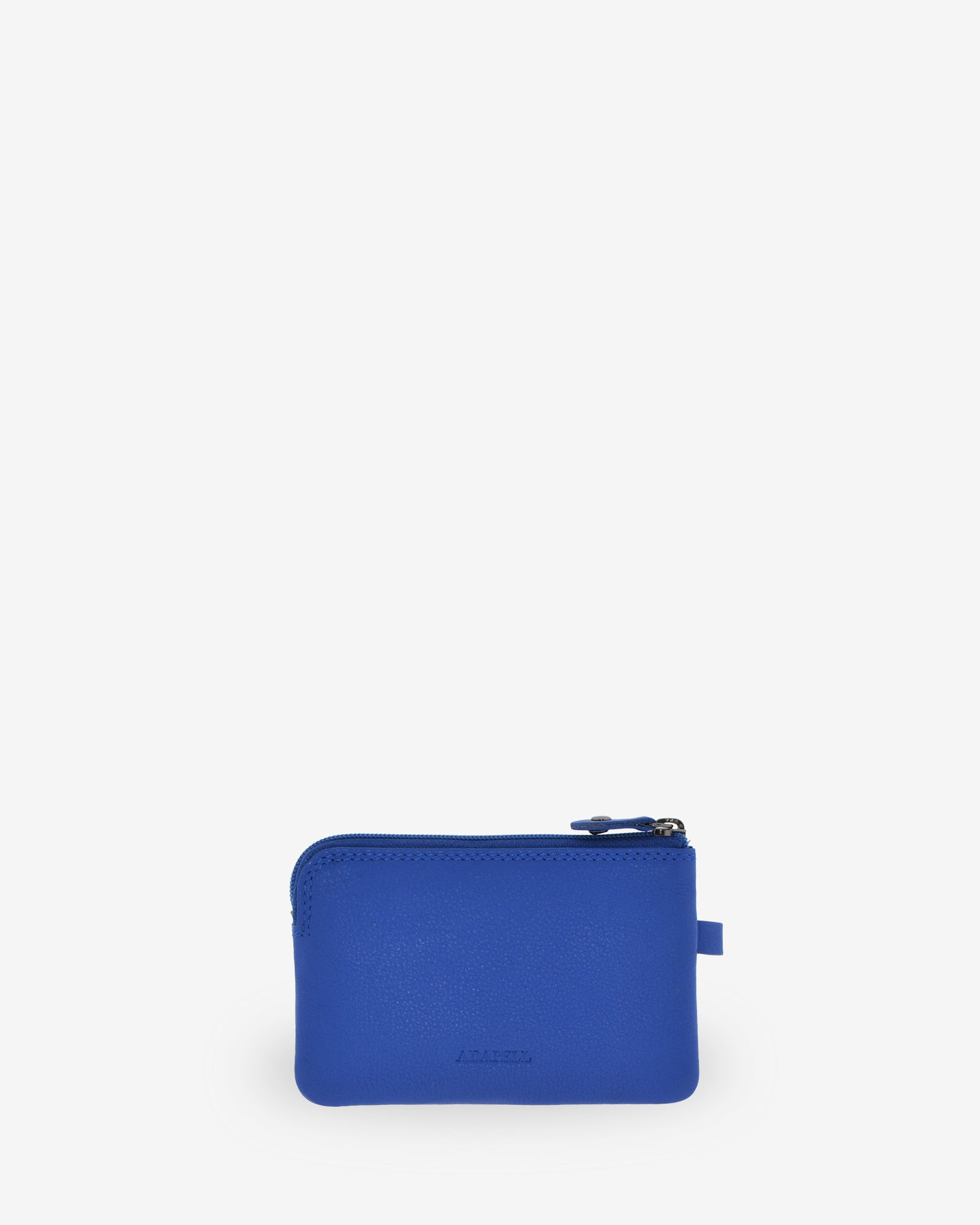 Monedero fino 8011 en color cobalto, vista posterior.