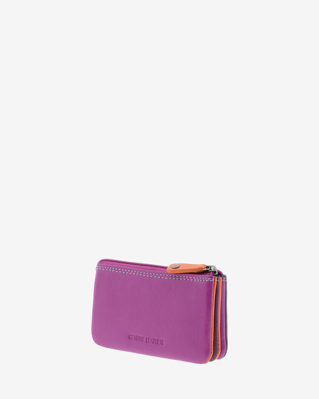 Monedero tarjetero combinado 8015-C en color Mora, vista tres cuartos posterior mostrando el grosor y los compartimentos.