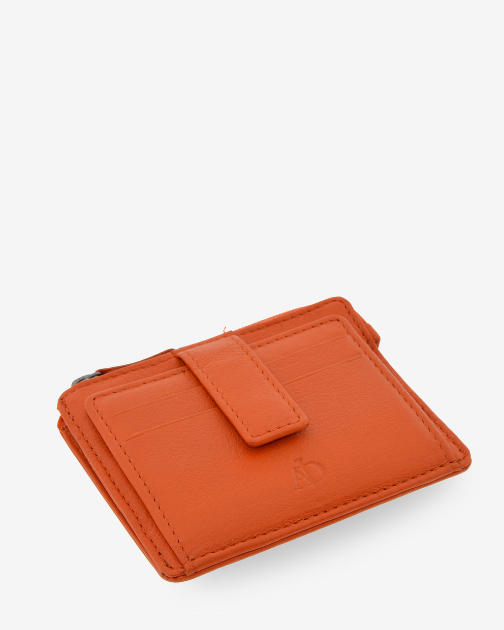 Tarjetero monedero 8035 en color mandarina, vista tres cuartos superior con cierre de solapa y ranuras para tarjetas