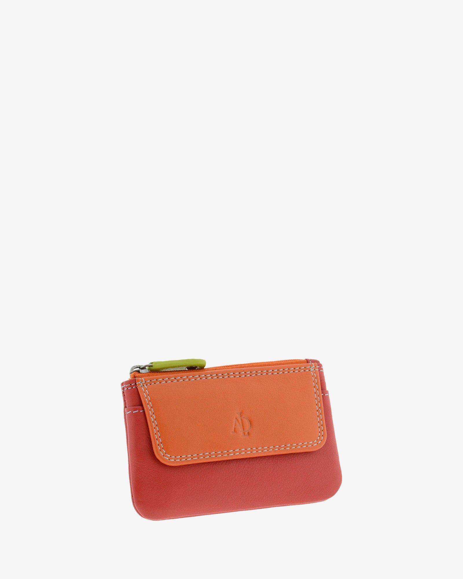 Monedero combinado 8047-C en color Rojo, vista tres cuartos frontal mostrando el bolsillo frontal de solapa.