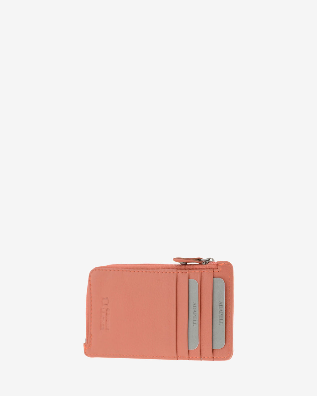 Tarjetero monedero fino 8062 en color coral, vista tres cuartos posterior con cuatro ranuras para tarjetas