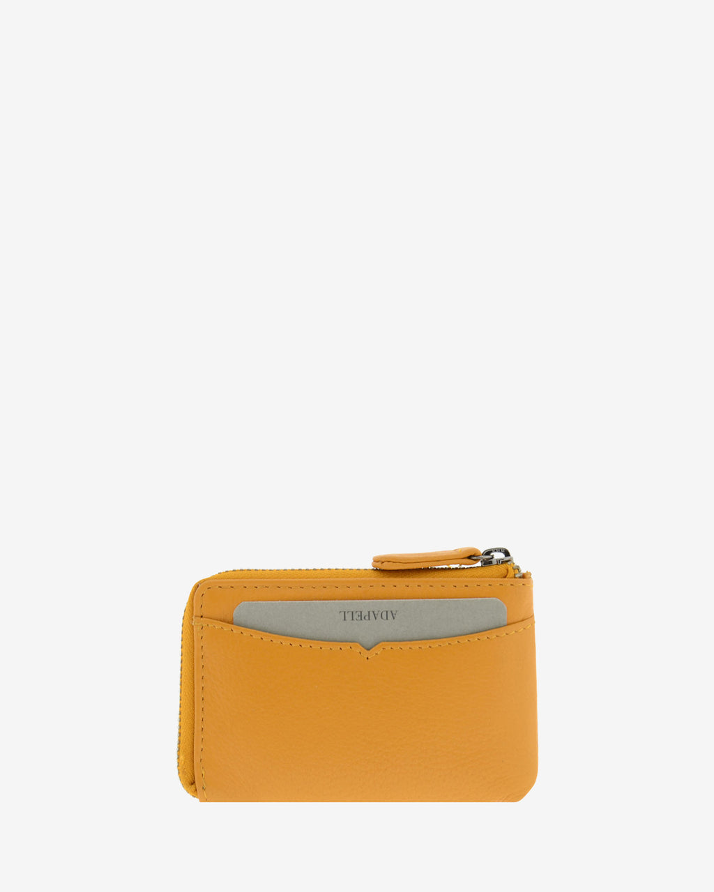 Monedero tarjetero fino 8076 en color mostaza, vista trasera con tarjeta visible en la ranura exterior.