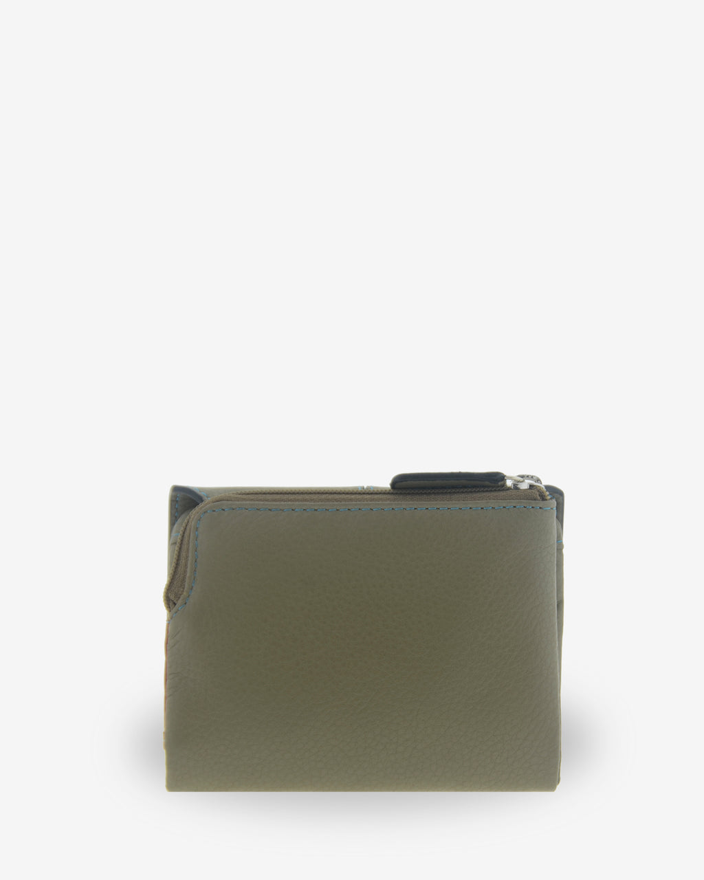 Cartera pequeña de mujer Atelier en color Verde Musgo, vista trasera con monedero exterior de cremallera, pespuntes de contraste y acabado en piel extra suave.