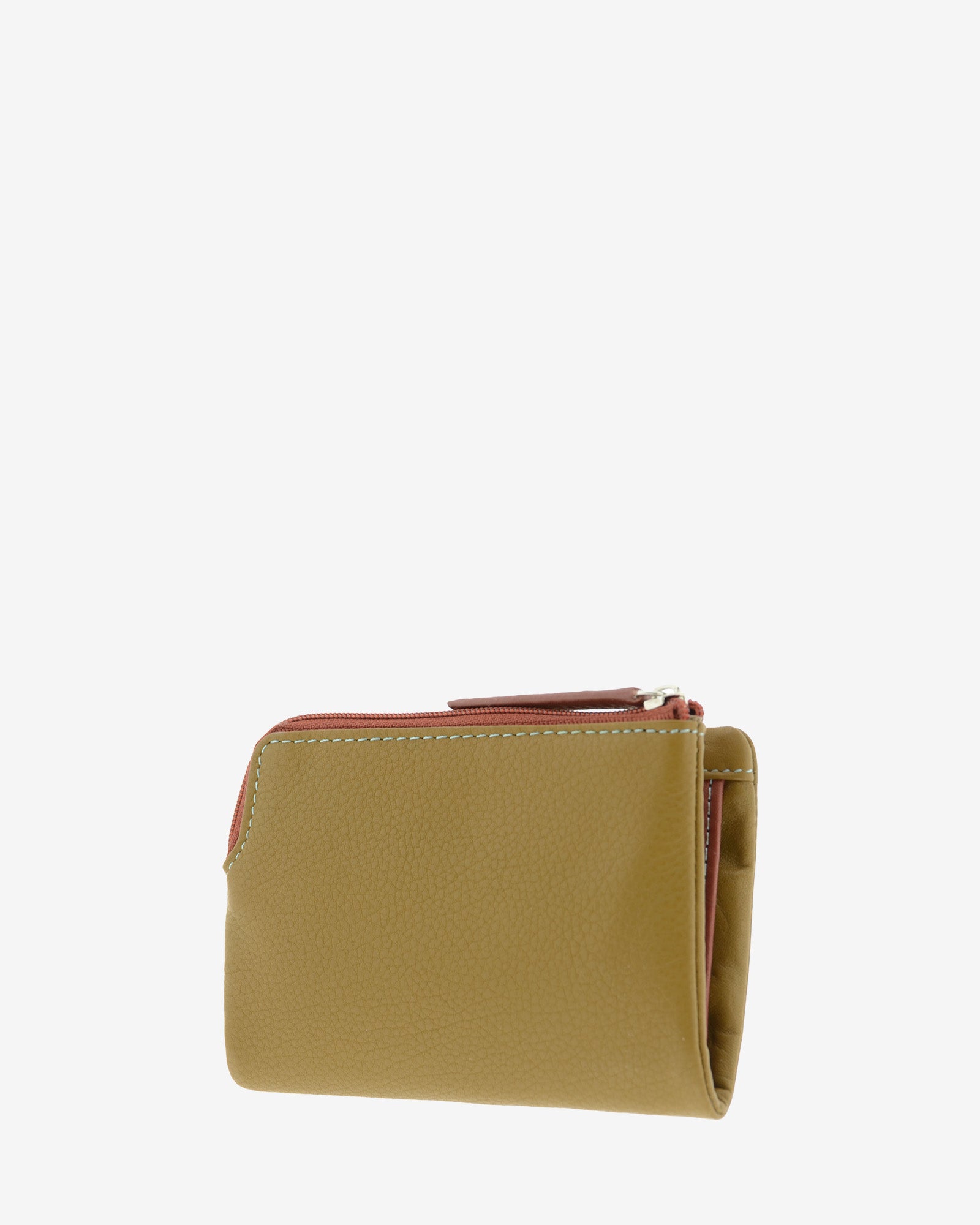 Cartera pequeña de mujer Brisa en color Ámbar Ébano, vista trasera tres cuartos mostrando su estructura flexible y el monedero con cremallera.