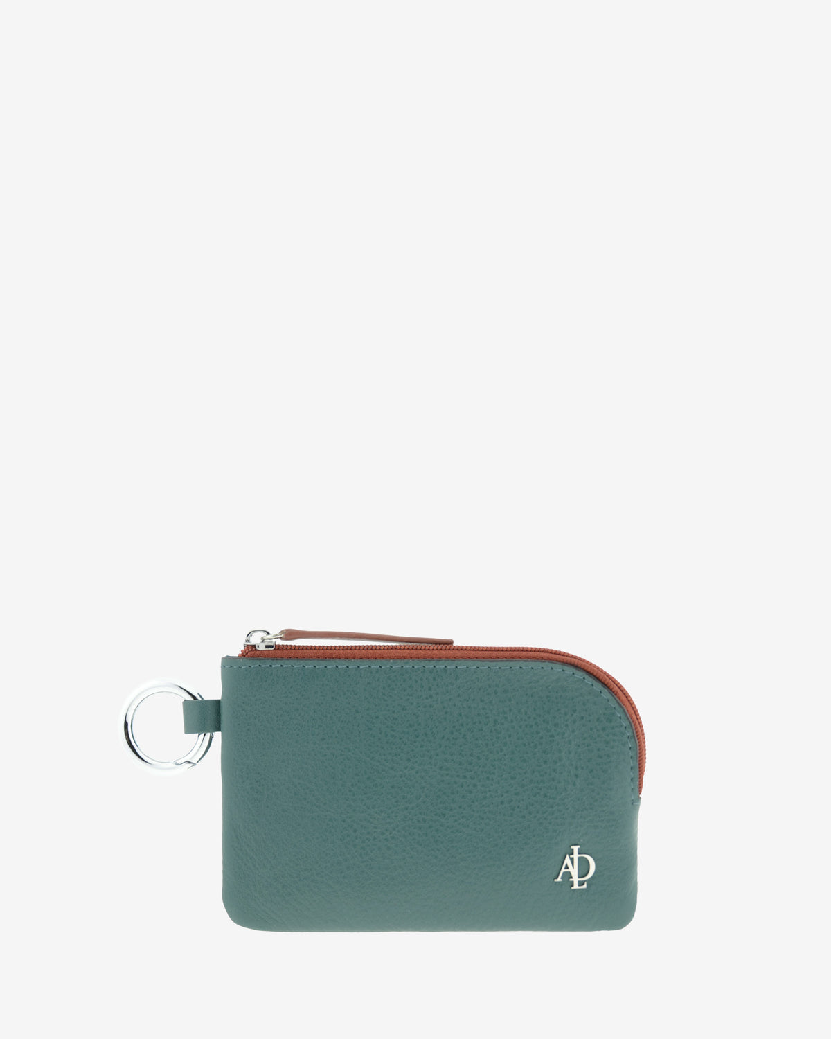 Monedero de mujer Brisa en color Ocean Teal, vista frontal con cierre de cremallera, anilla metálica lateral y logo Adapell.