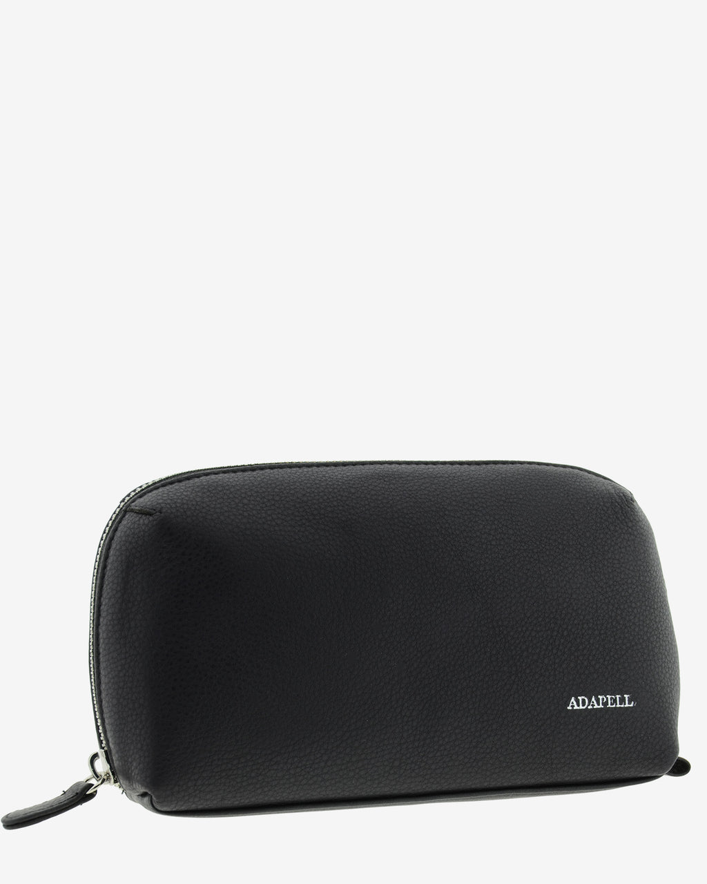 Tech pouch, estuche tecnológico en piel auténtica en color negro y cierre de cremallera, vista diagonal frontal