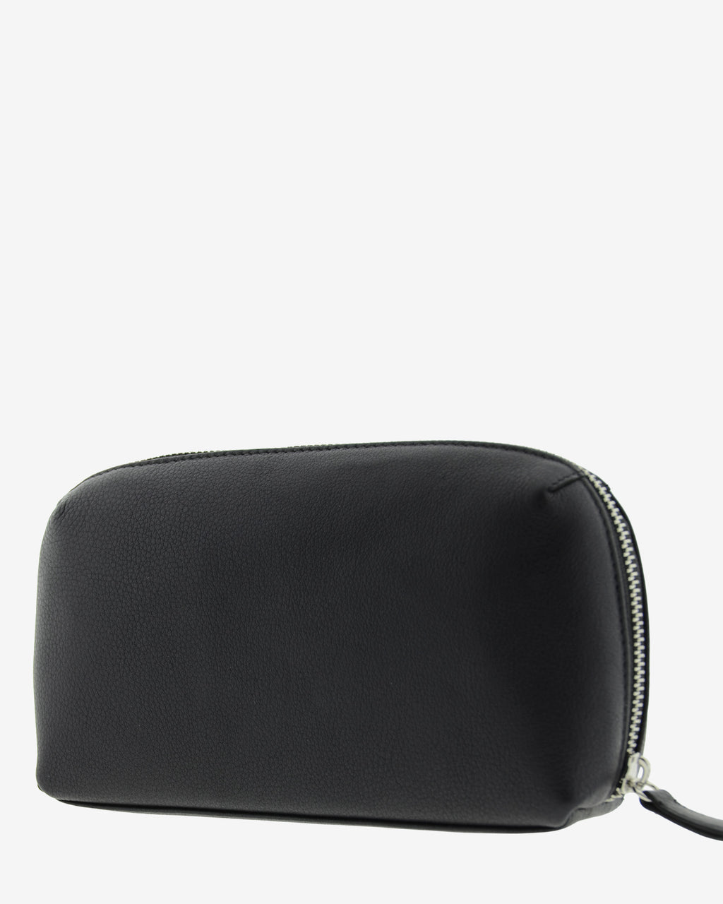 Tech pouch, estuche tecnológico en piel auténtica en color negro y cierre de cremallera, vista diagonal trasera