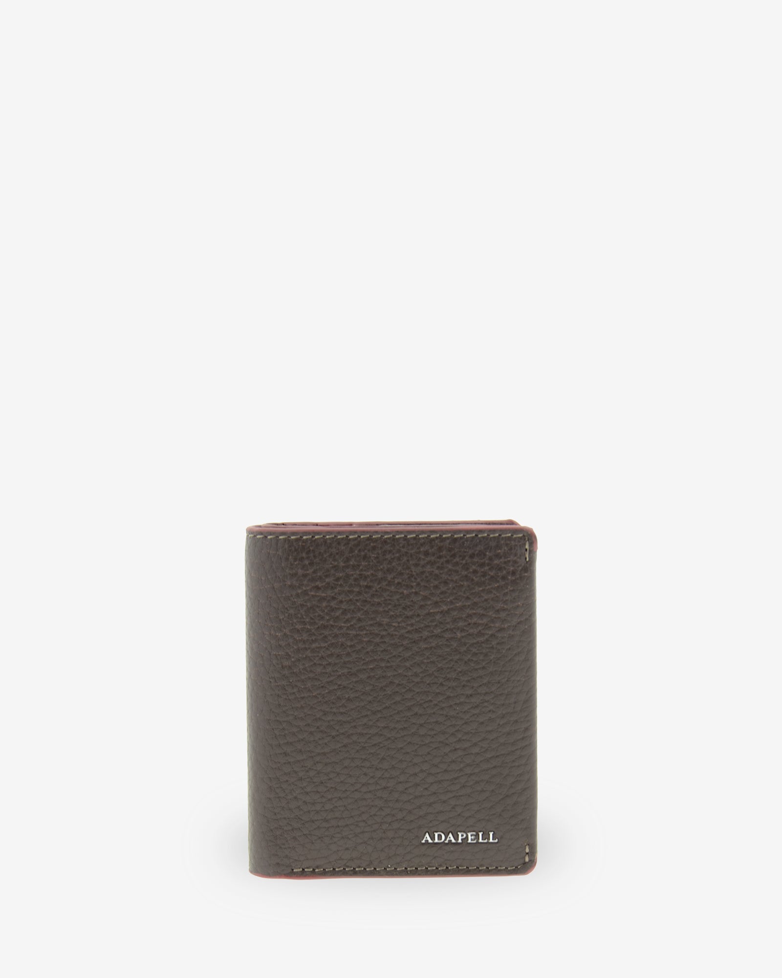 Vista frontal de la cartera vertical de hombre Nexo 1670 en piel color chocolate con logo ADAPELL.