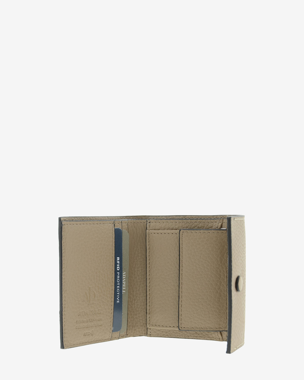 Interior abierto de la cartera pequeña Nude 4256 en color Topo con ranuras para tarjetas y distintos espacios interiores.