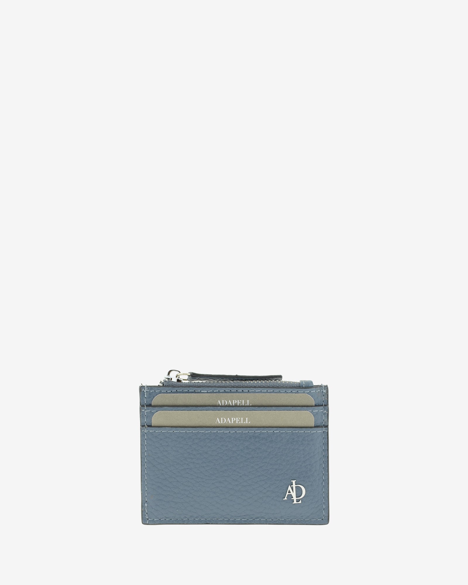 Tarjetero Nude 4259 en color Azul piedra, vista frontal con ranuras para tarjetas, compartimento central con cremallera y logo Adapell.