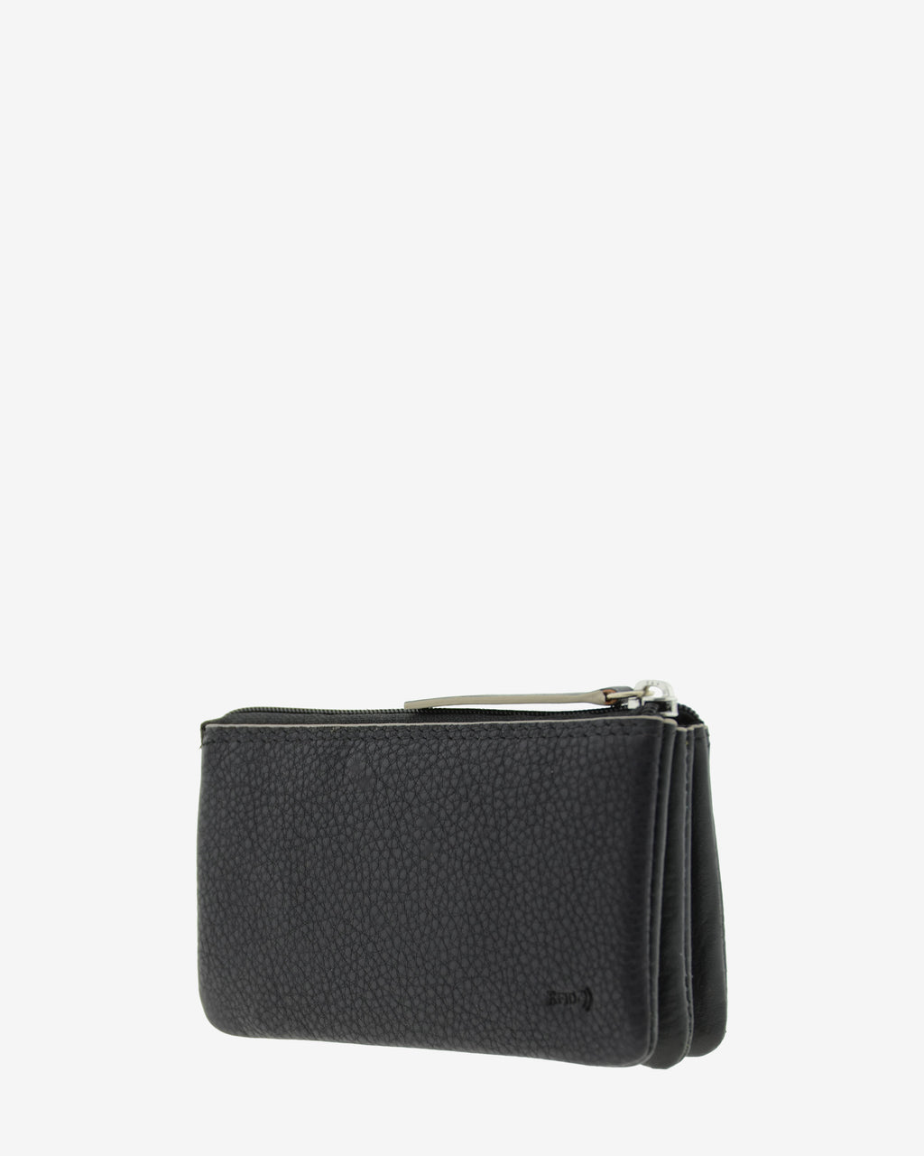 Monedero de piel auténtica ref. 8082-1 en color negro con ribete gris, de medida pequeña y compacta, 5 compartimentos interiores, cierre de cremallera y aro metálico interior, con protección de tarjetas RFID de la colección Essenza, vista diagonal trasera