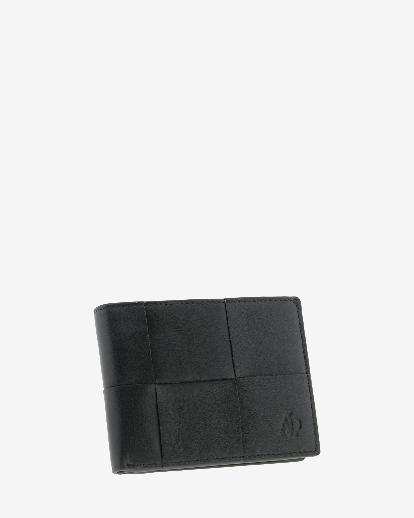 Cartera de hombre horizontal de piel con RFID, ref. 1667-1, con diseño a cuadros y logo Adapell, vista diagonal frontal