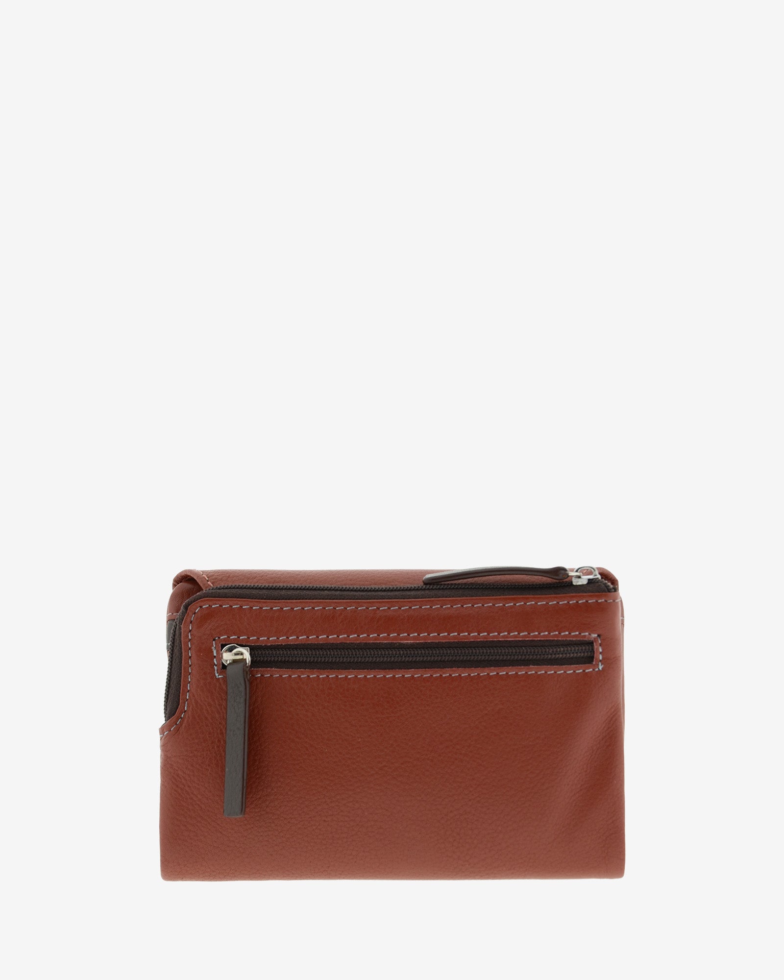 Cartera de piel Adapell para mujer en color chili vista trasera con doble cremallera. Ref. 4242-9