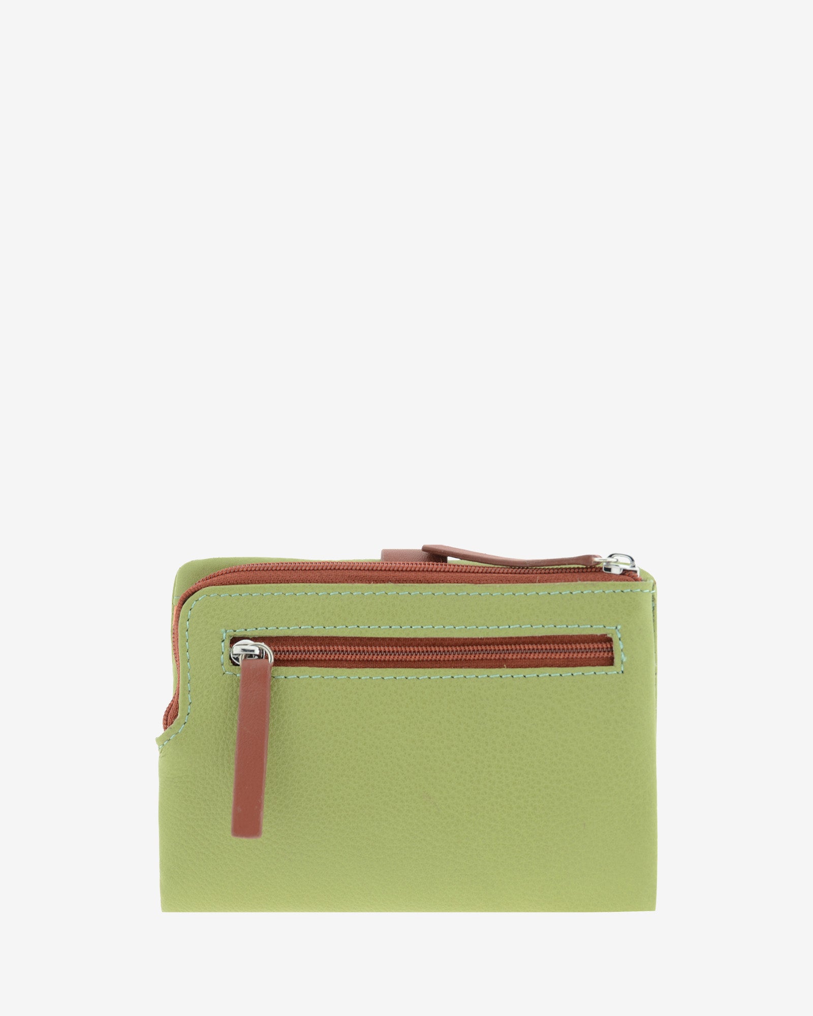 Cartera de mujer de piel auténtica ref. 4249-5, de medida mediana en color verde sage, con protección de tarjetas RFID de la colección Brisa, vista trasera con doble cremallera