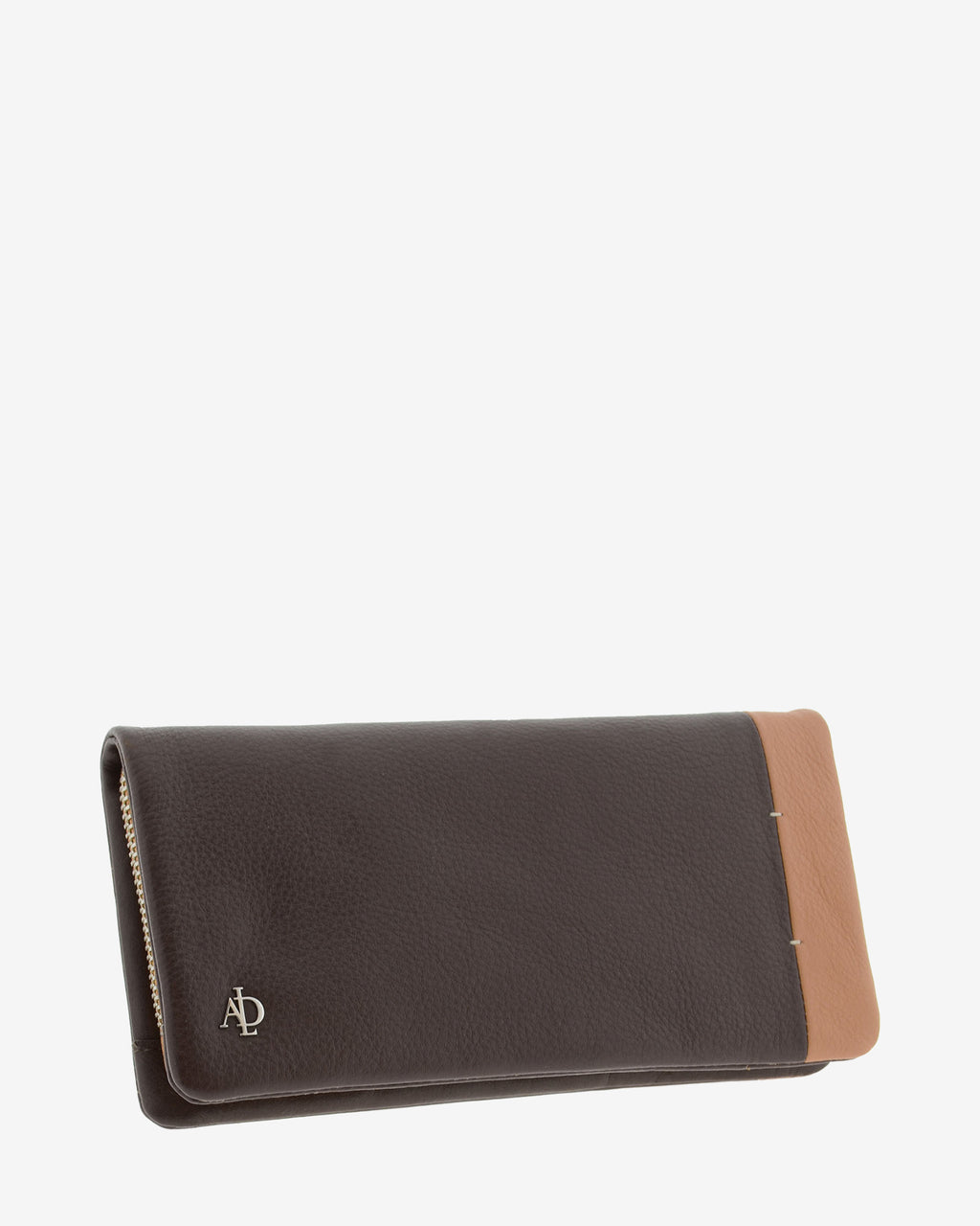 Cartera de mujer Adapell de piel napa marrón bicolor con cremallera, vista tres cuartos 4211-2