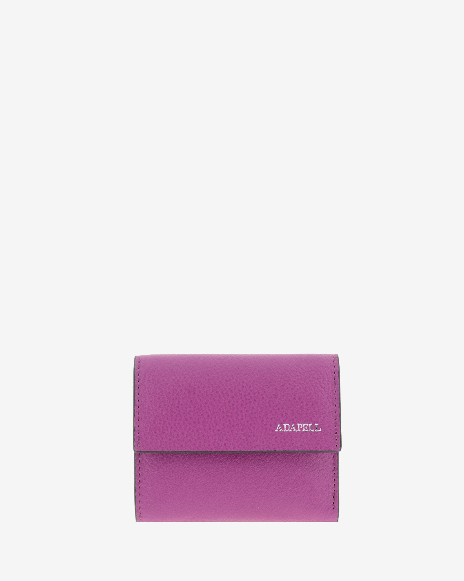 Cartera de piel auténtica ref. 8080-4 en color lila y ribete negro, de medida pequeña y compacta, con protección de tarjetas RFID de la colección Essenza, vista frontal 