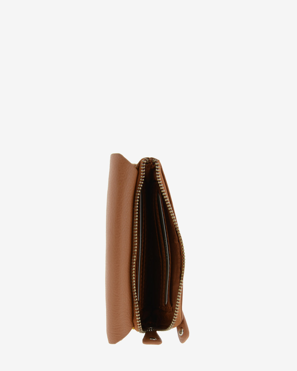 Cartera de mujer pequena en piel autentica de color marron claro, con forma de sobre con logo Adapell. Ref. 4236-2. Vista monedero con compartimentos tarjetas