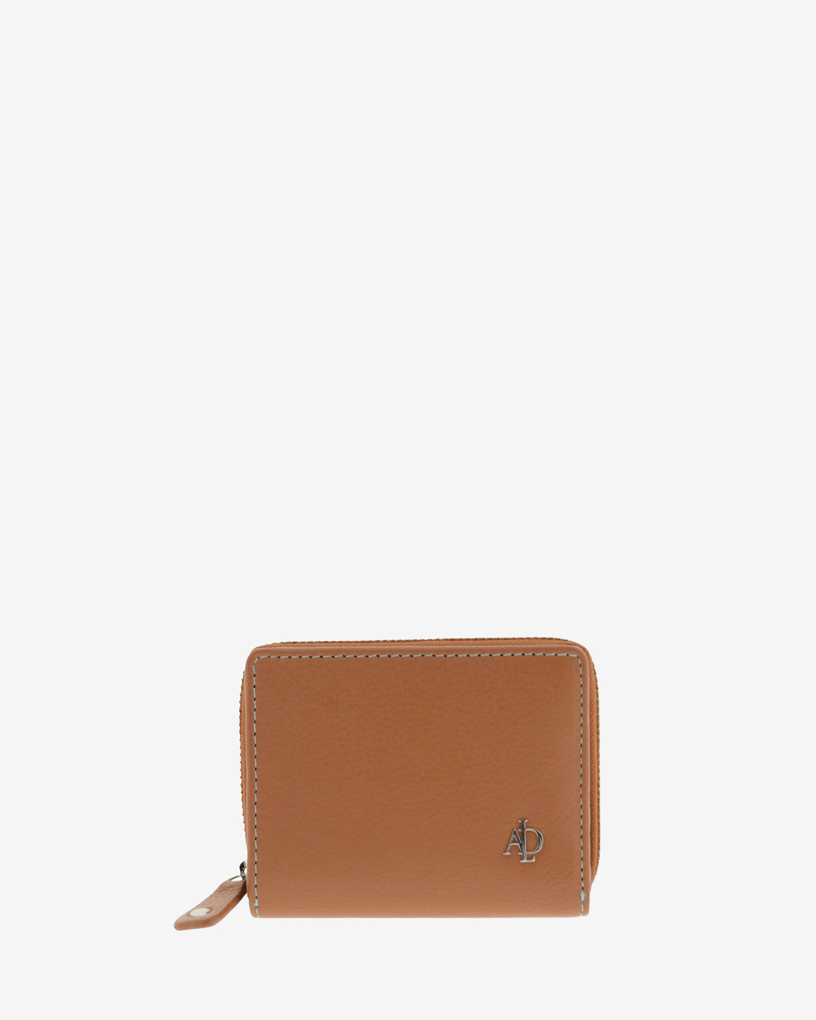 Cartera pequena compacta de mujer en piel autentica de color marron. Ref. 4238-2. Vista frontal.