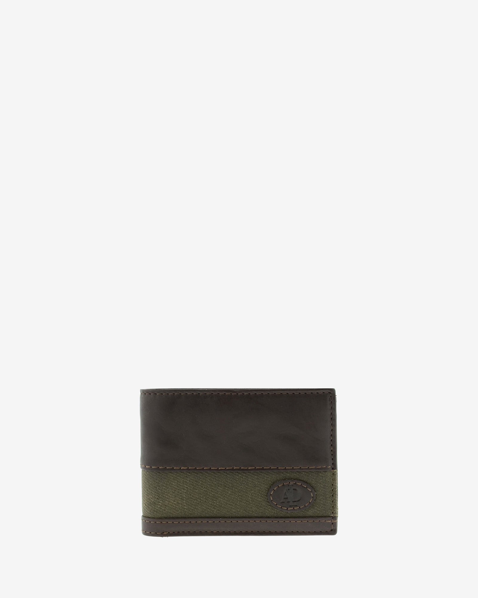 Cartera de piel marron con franja de canvas y logo Adapell, vista frontal, referencia 1620-2