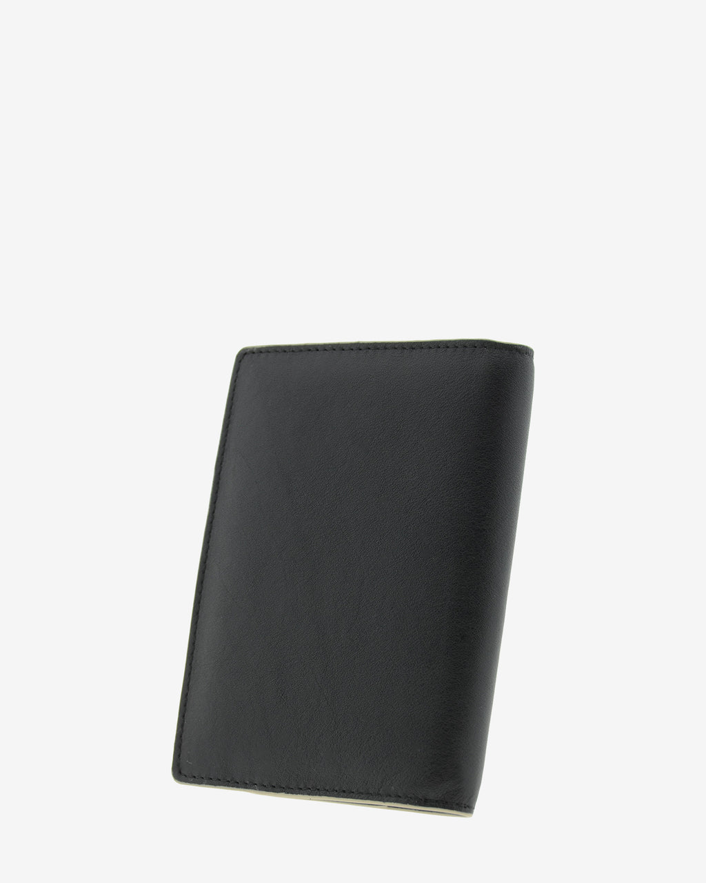 Funda pasaporte en piel auténtica muy suave de color negro y cantos en gris, con protección RFID, vista diagonal trasera