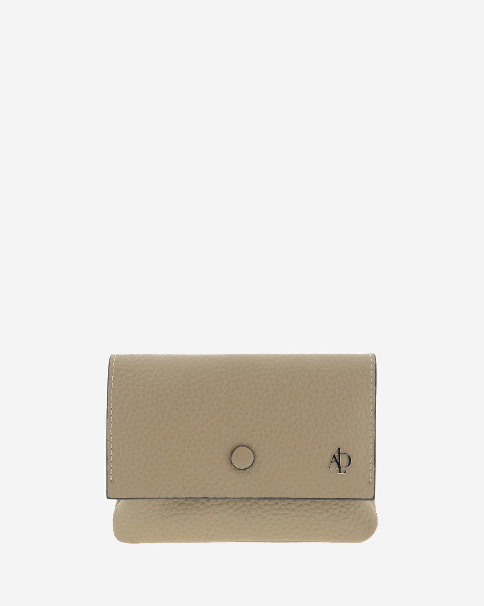 Monedero de mujer ref. 4257-12 en piel auténtica granulada de color topo, con boquilla interior, solapa y protección de tarjetas RFID. De la colección Nude, vista frontal.