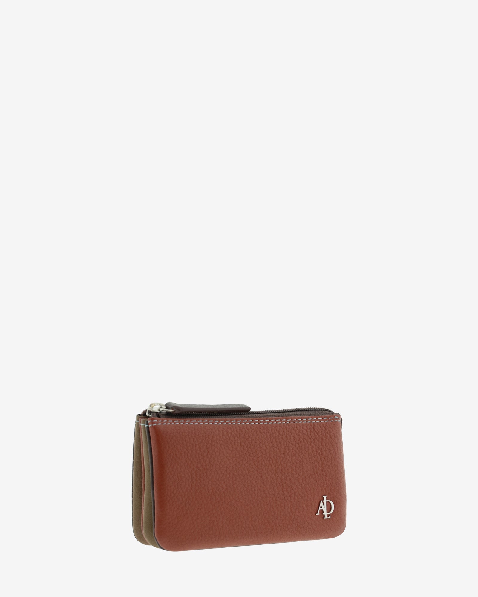 Monedero tarjetero de piel Adapell en color bronce con cierre de cremallera ref. 4246-9 vista diagonal frontal.