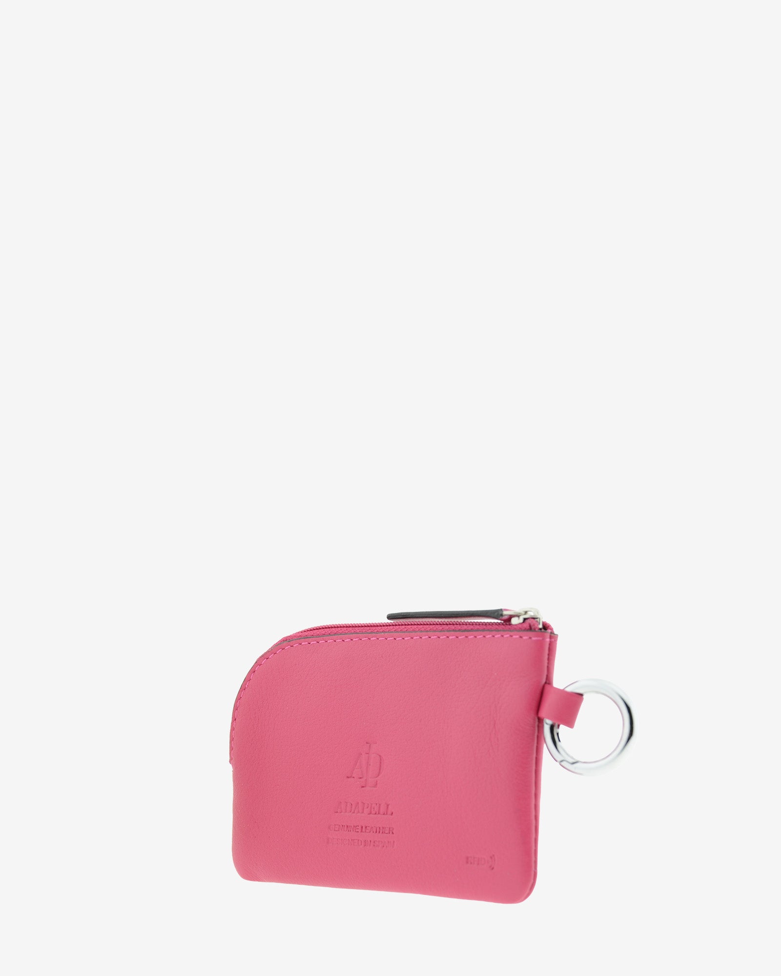 Monedero de piel auténtica ref. 8081-25 en color fucsia con ribete negro, de medida pequeña y compacta, cierre de cremallera y aro metálico exterior, con protección de tarjetas RFID de la colección Essenza, vista diagonal trasera