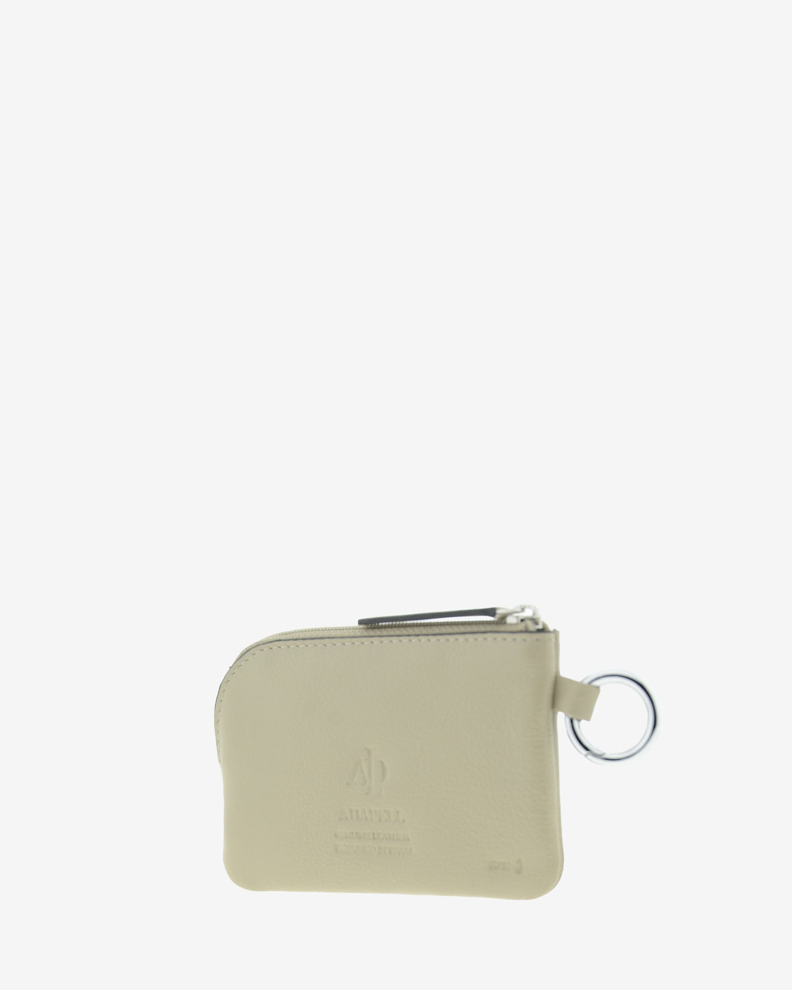 Monedero de piel auténtica ref. 8081-12 en color ice stone, de medida pequeña y compacta, cierre de cremallera y aro metálico exterior, con protección de tarjetas RFID de la colección Essenza, vista diagonal trasera